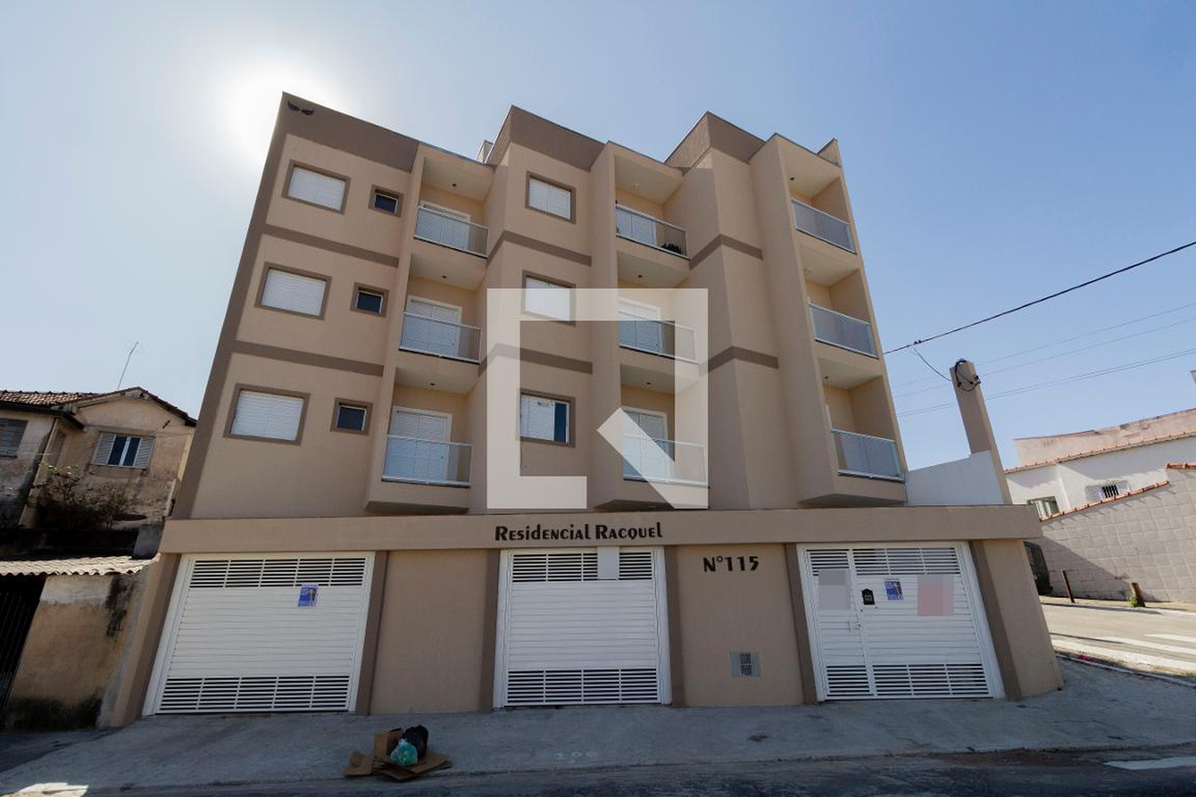 Fachada Residencial Racquel