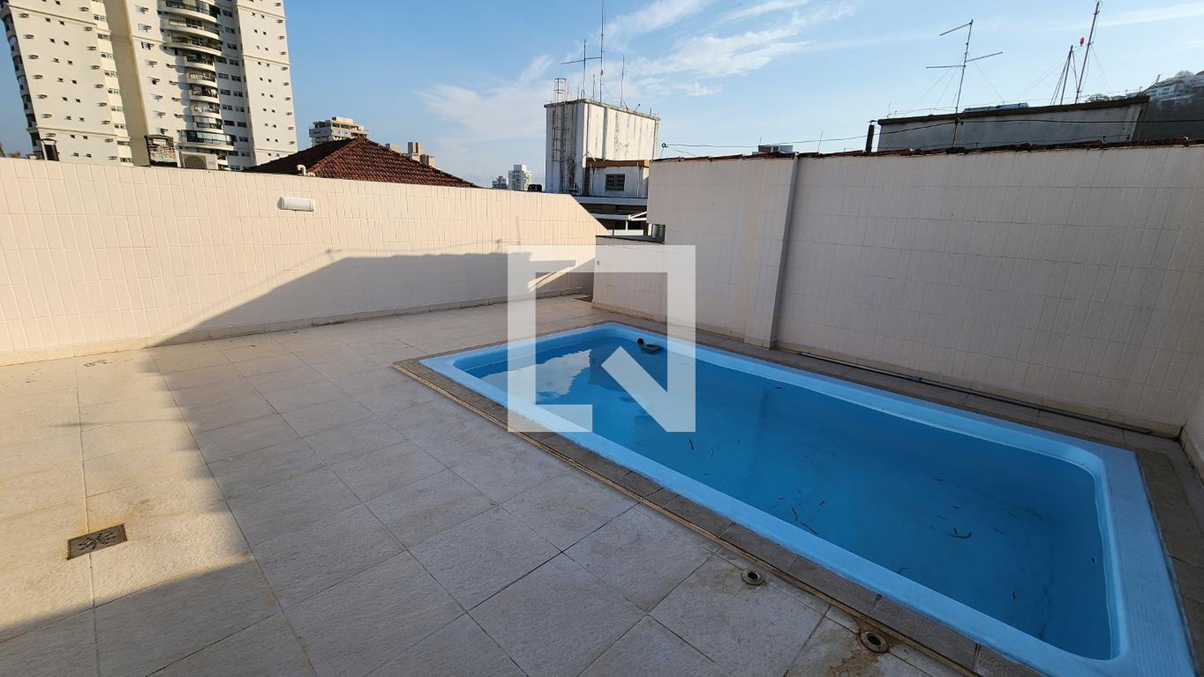 Piscina - Edifício Mont Pellier