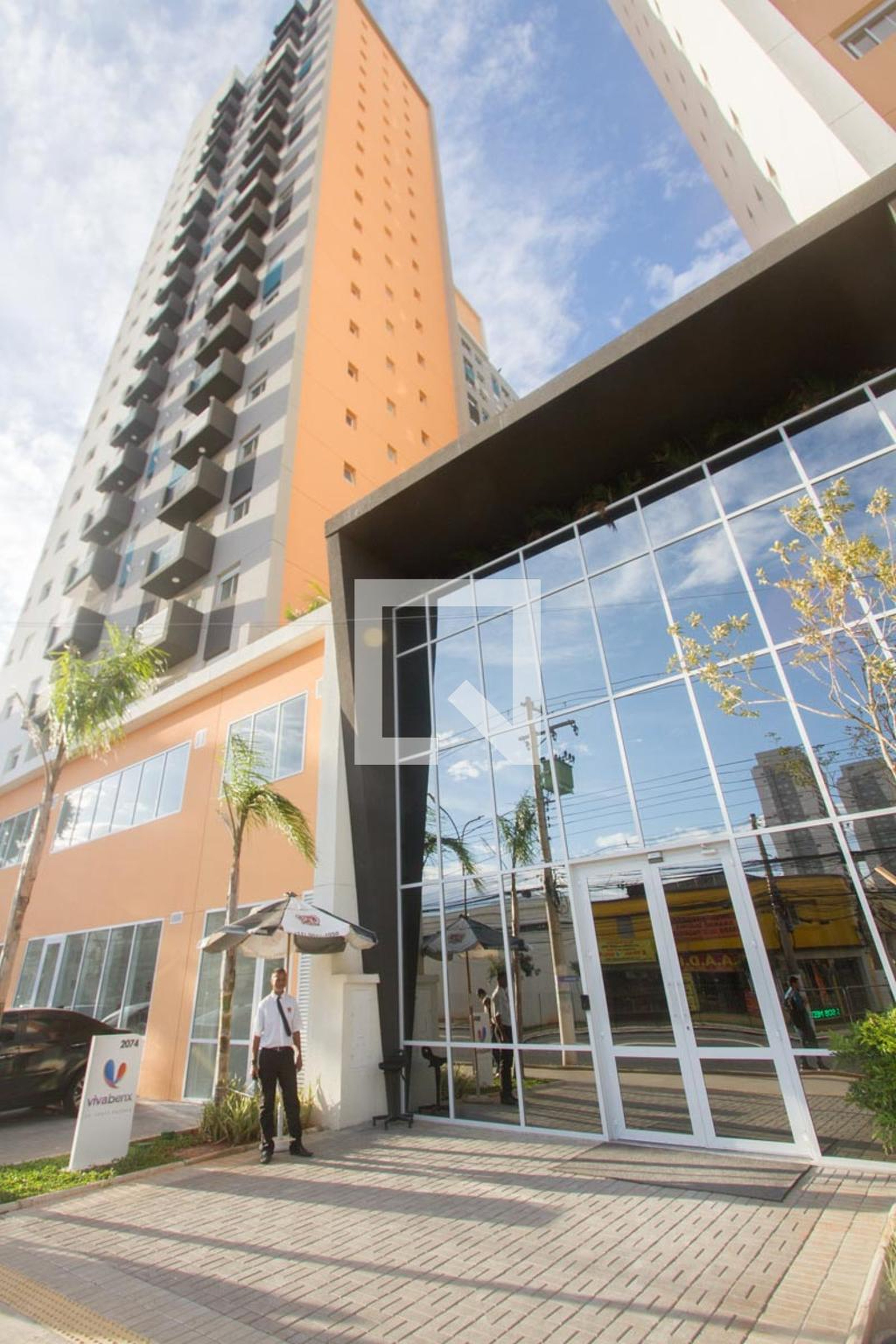 Fachada Condomínio em Avenida João Dias, 903