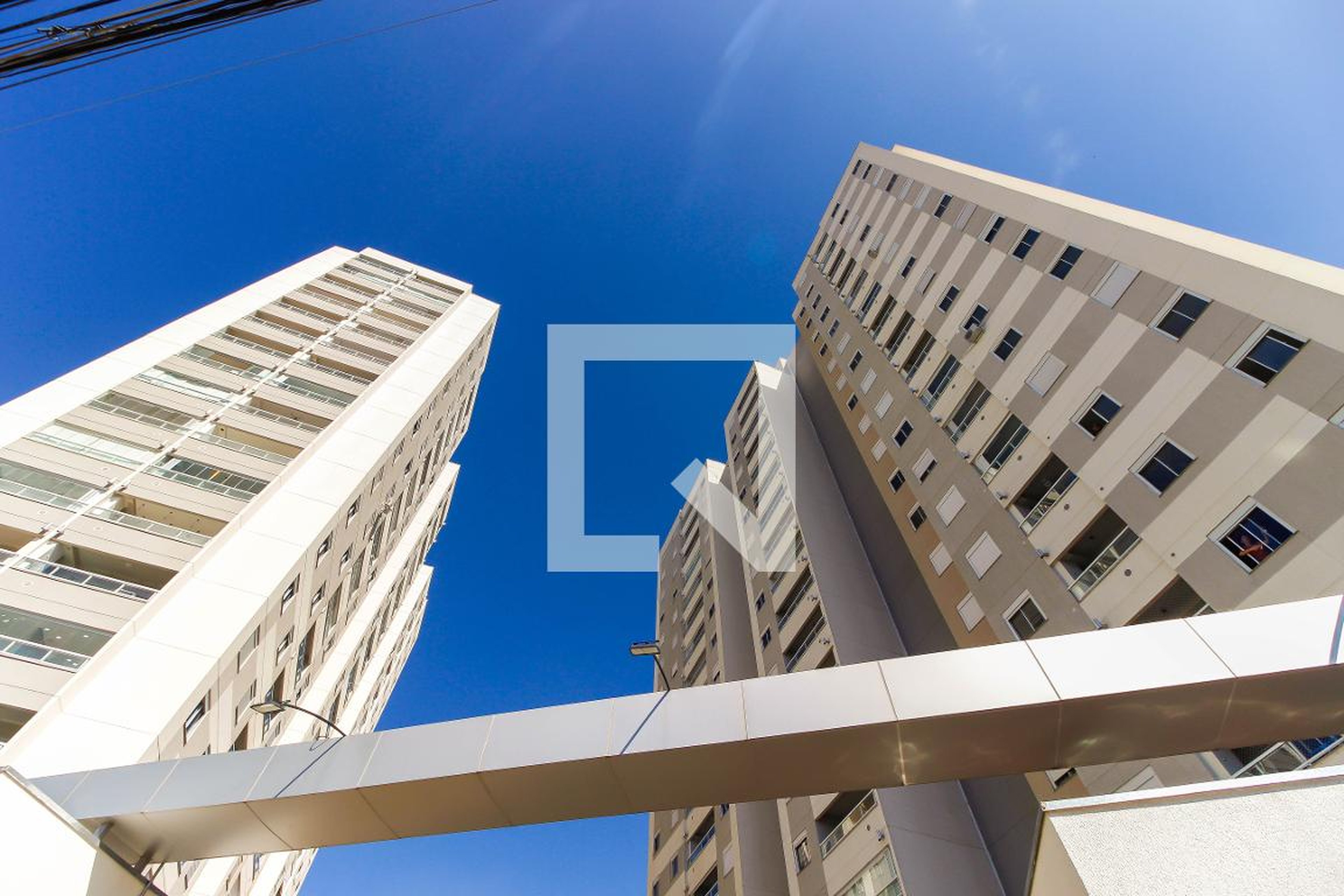 Fachada do Prédio Condomínio City Penha - Emccamp