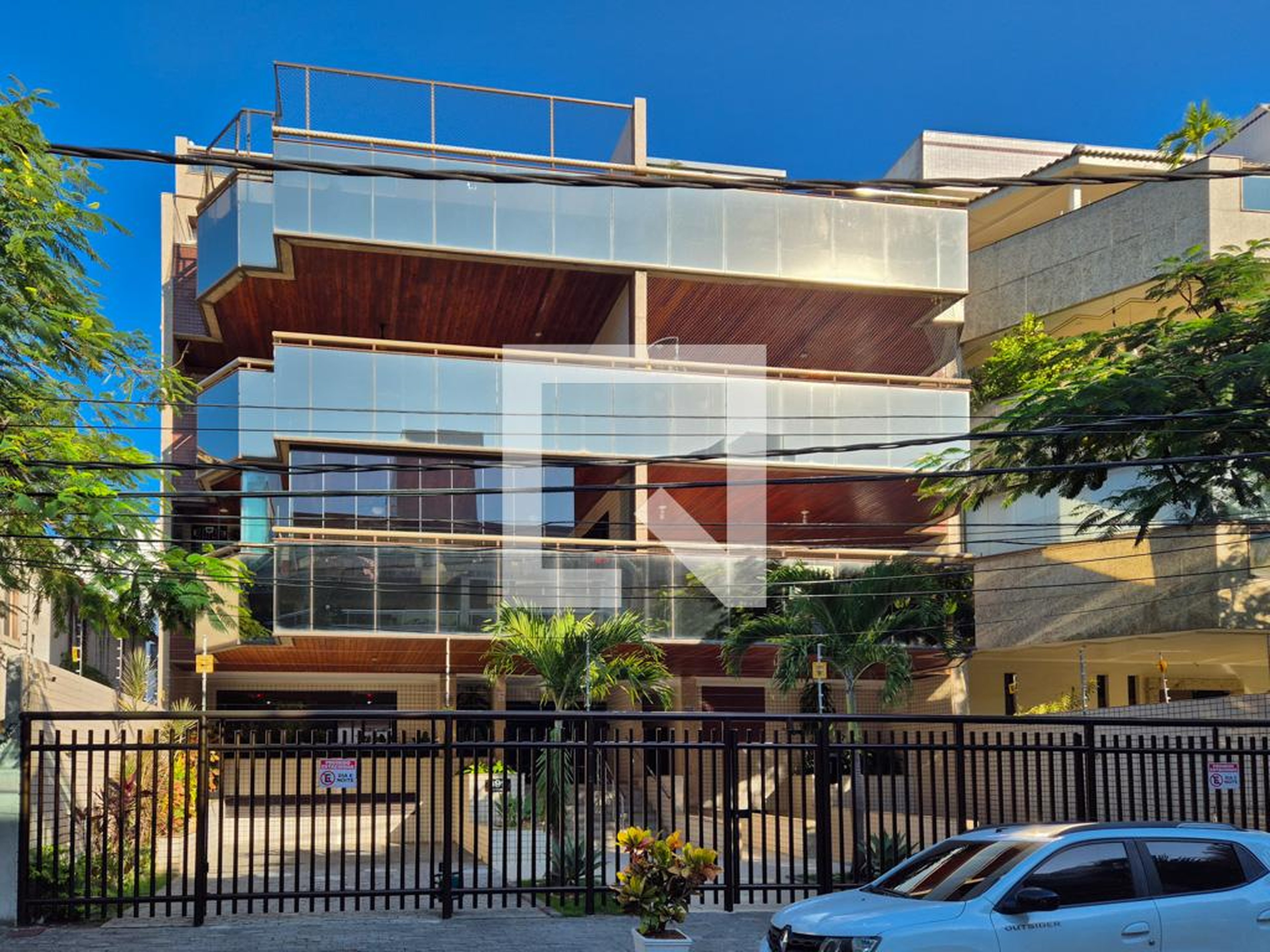 Fachada Condomínio Nogueiras I