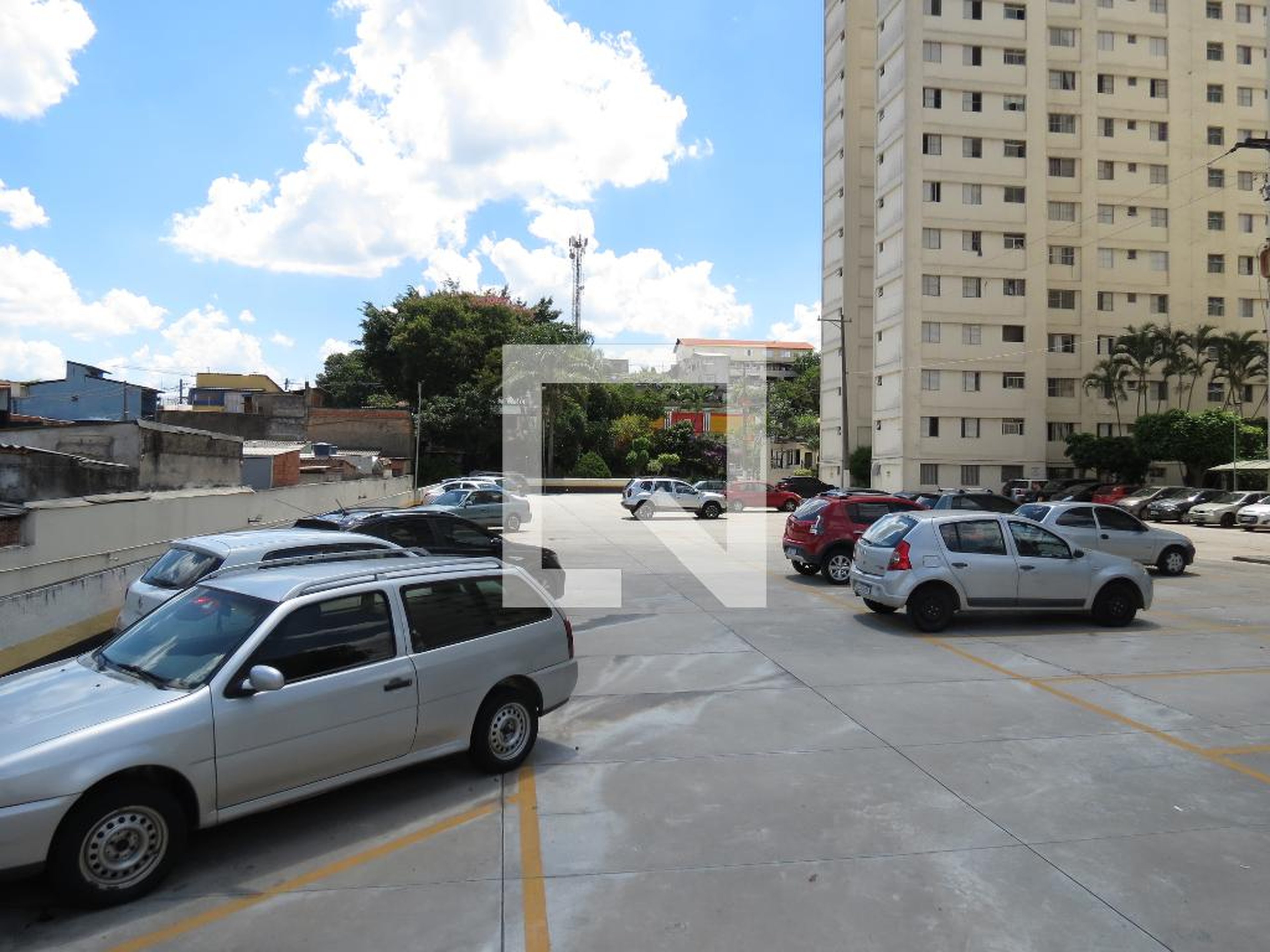 Estacionamento - Conjunto Residencial Alto do Jaraguá