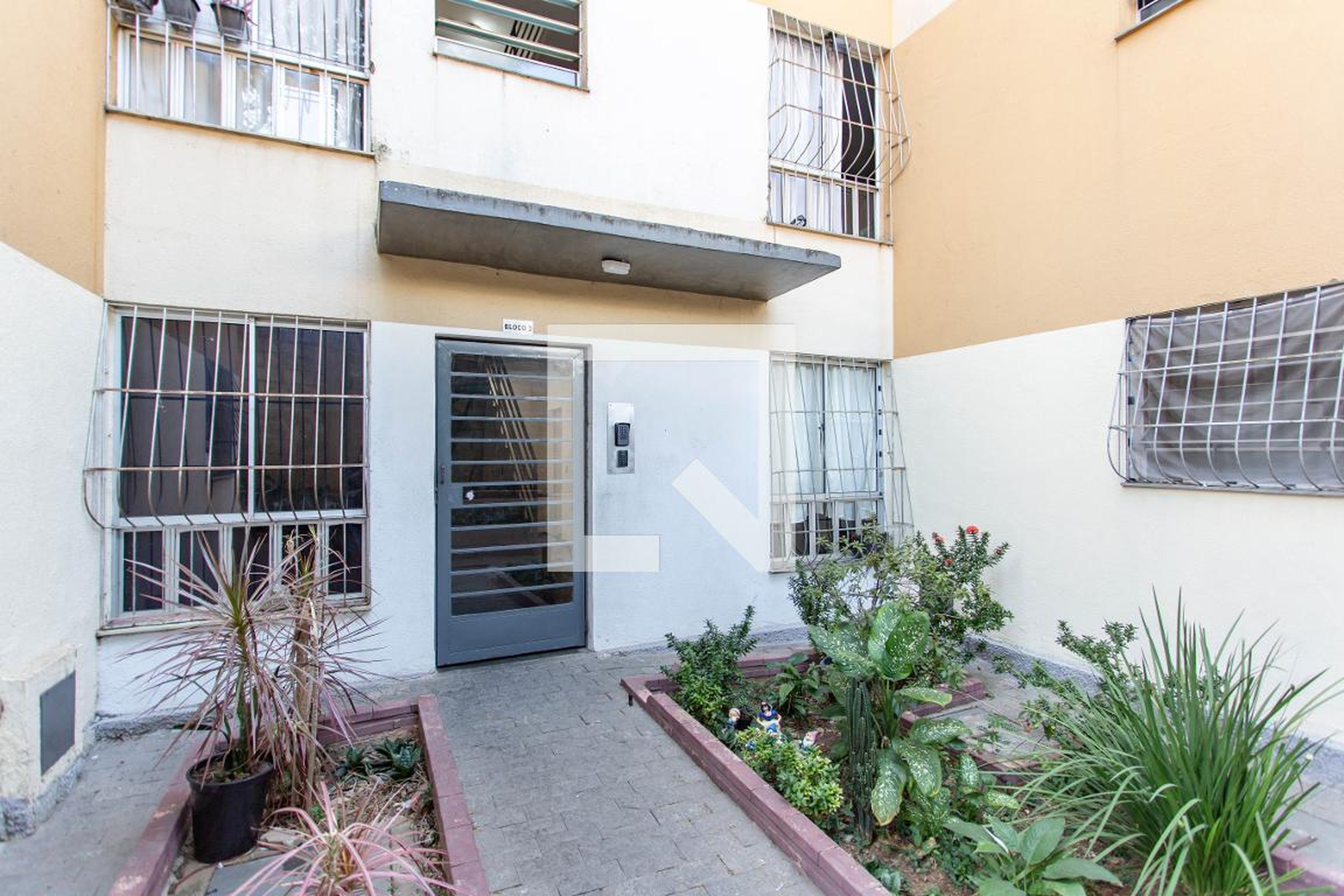 Entrada - Ipê Amarelo