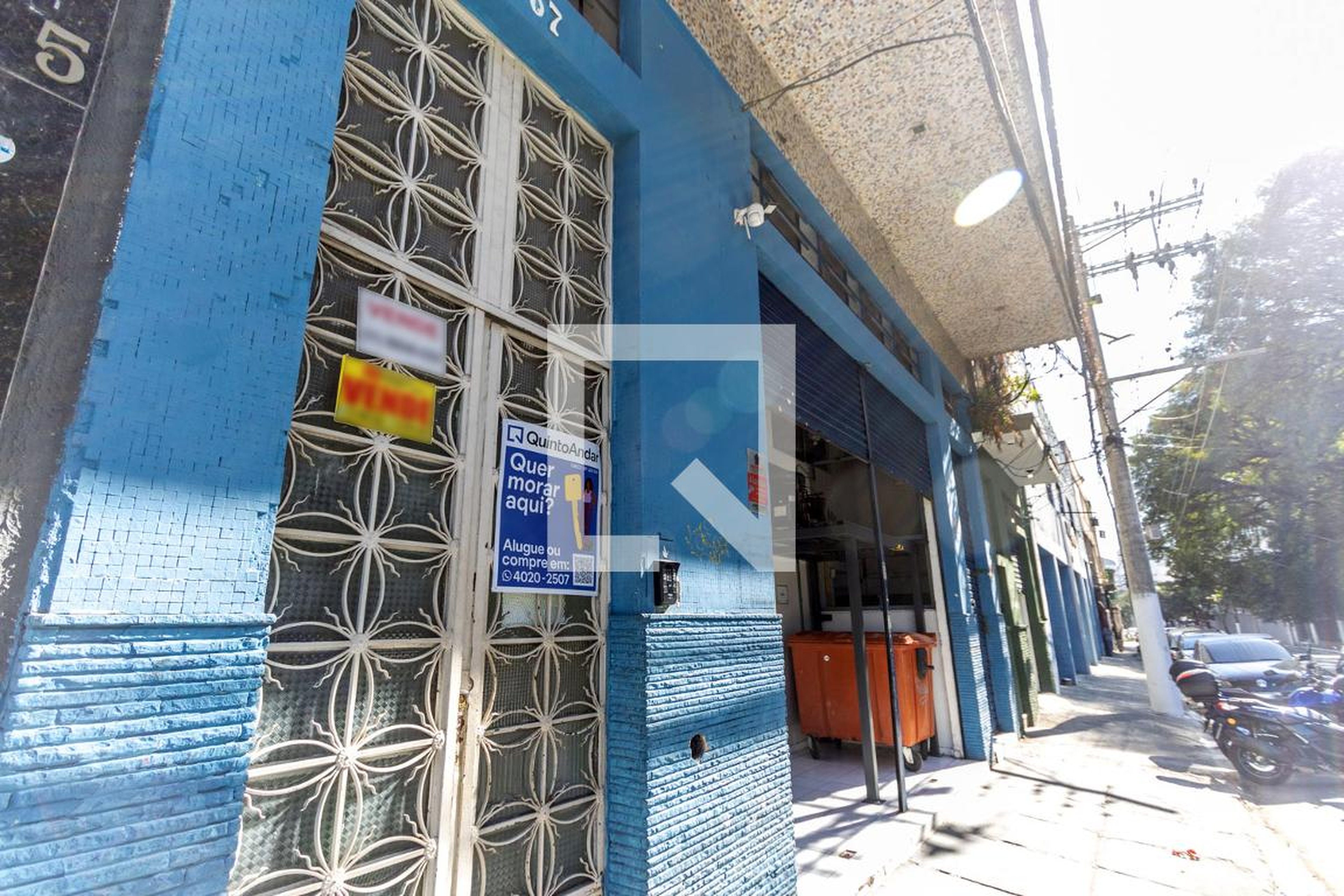 Fachada Condomínio em Rua Barra Funda, 837