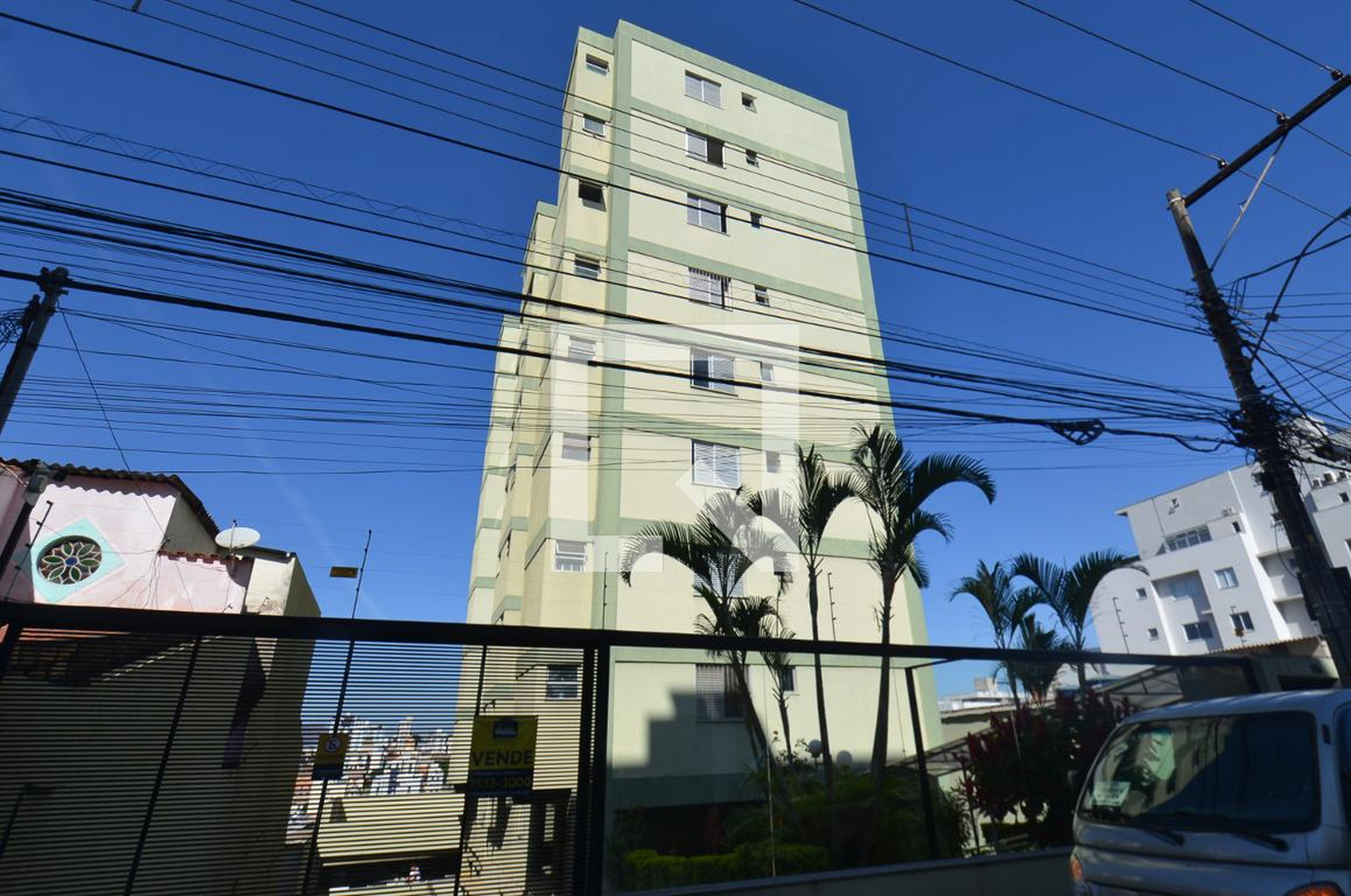 Fachada do predio Condomínio em Rua São Roque, 676