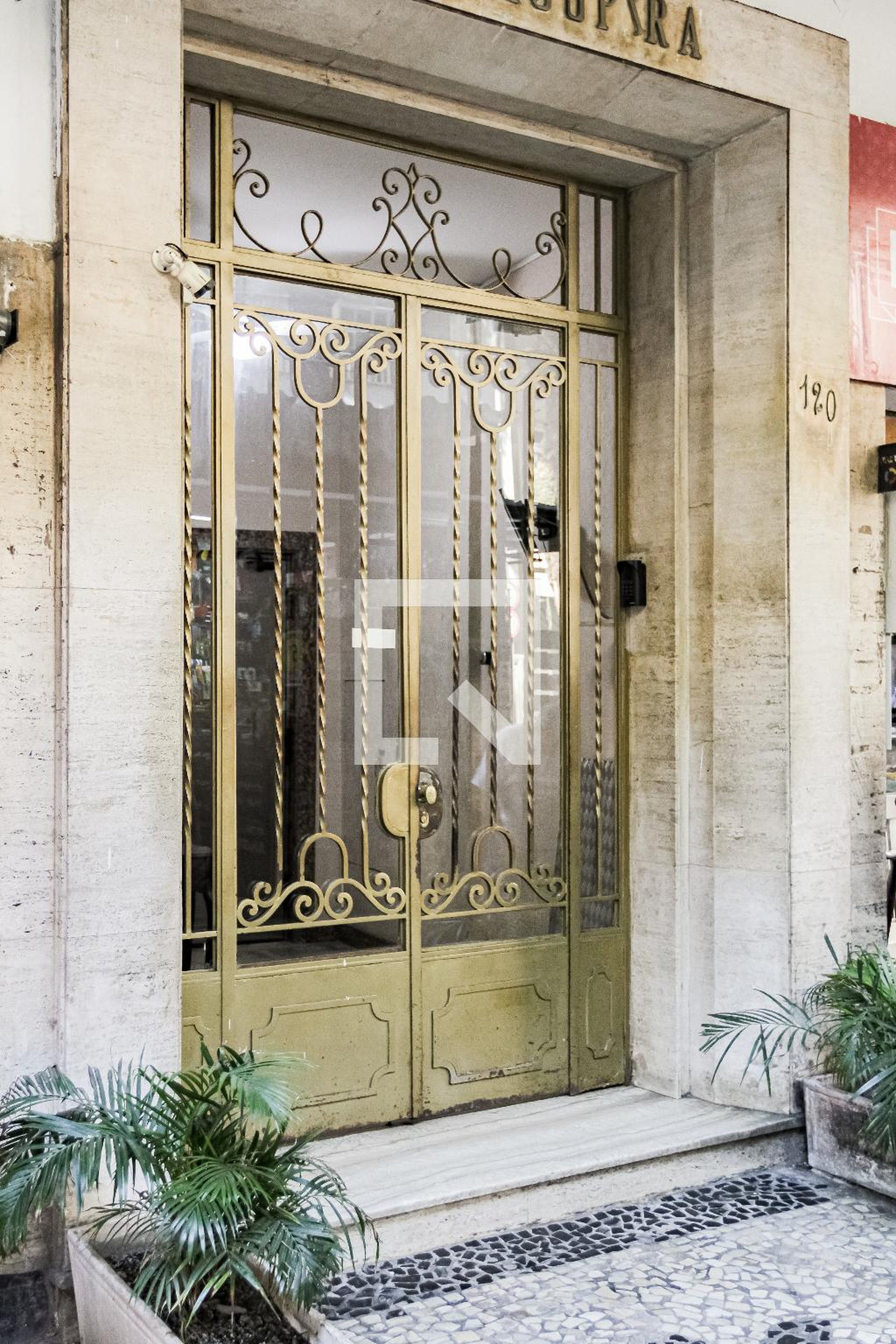 Entrada - Edifício Majupira