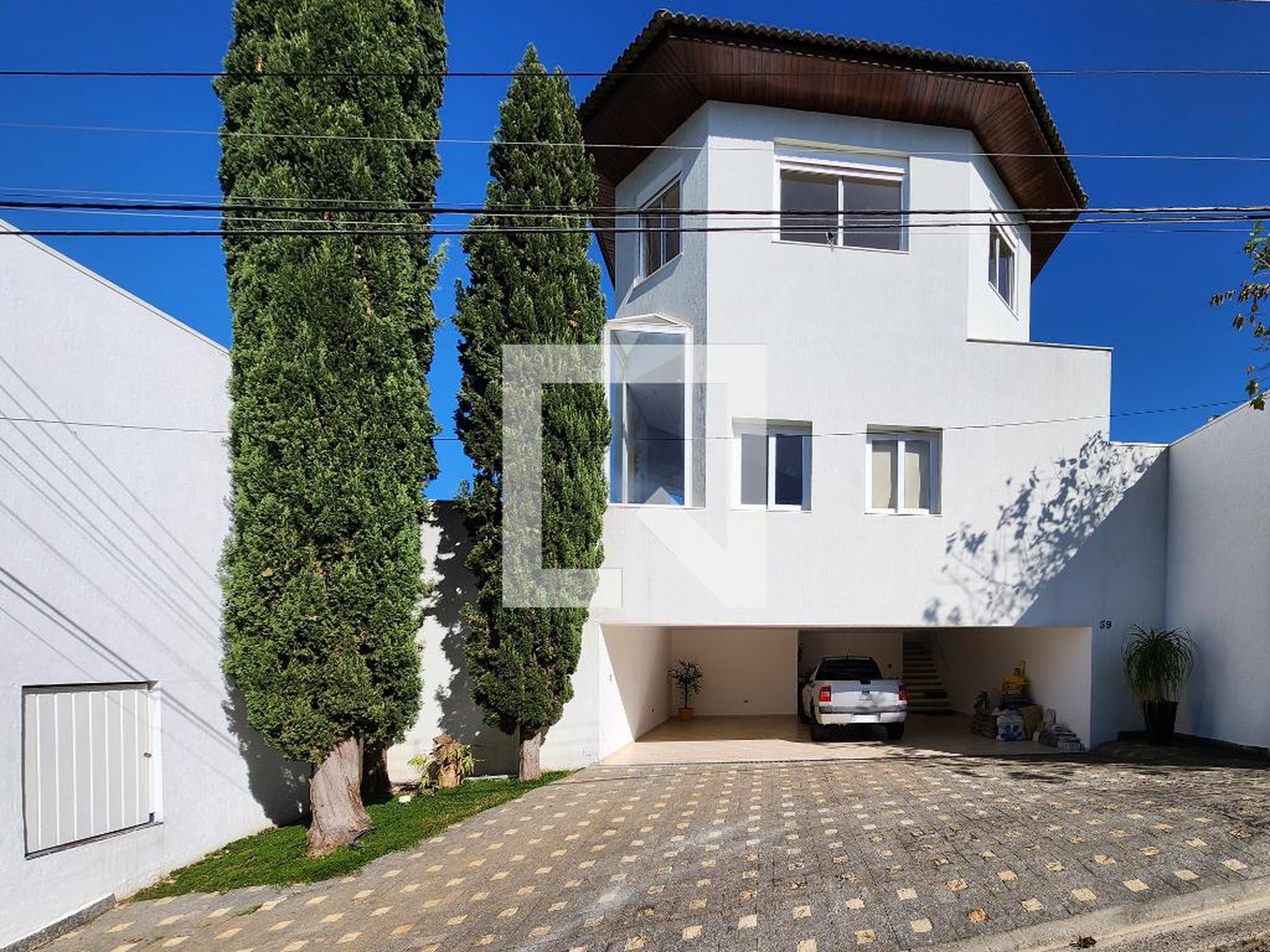 Fachada Condomínio em Rua Thomas Morus, 39