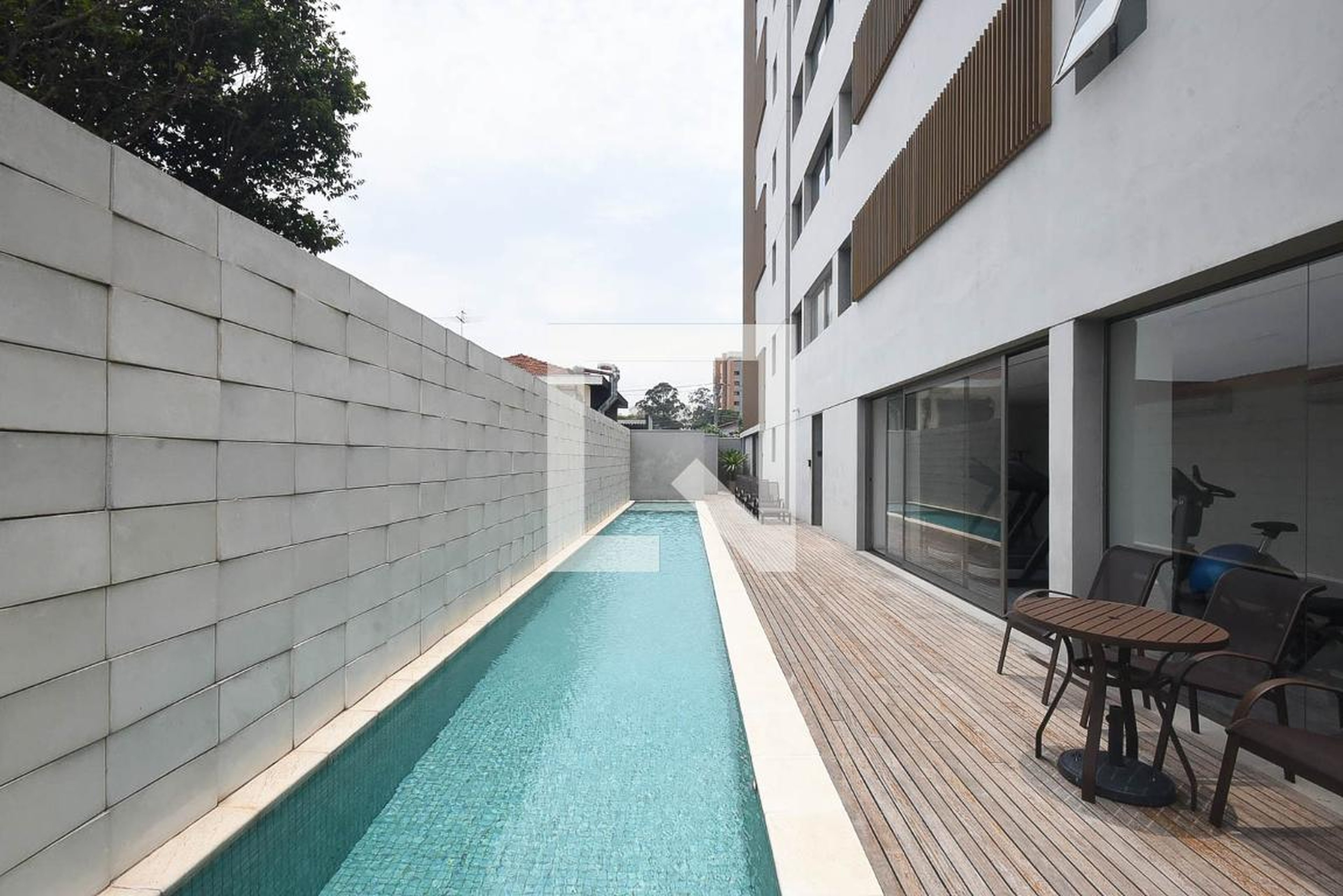 Piscina - Meia Oito Oito