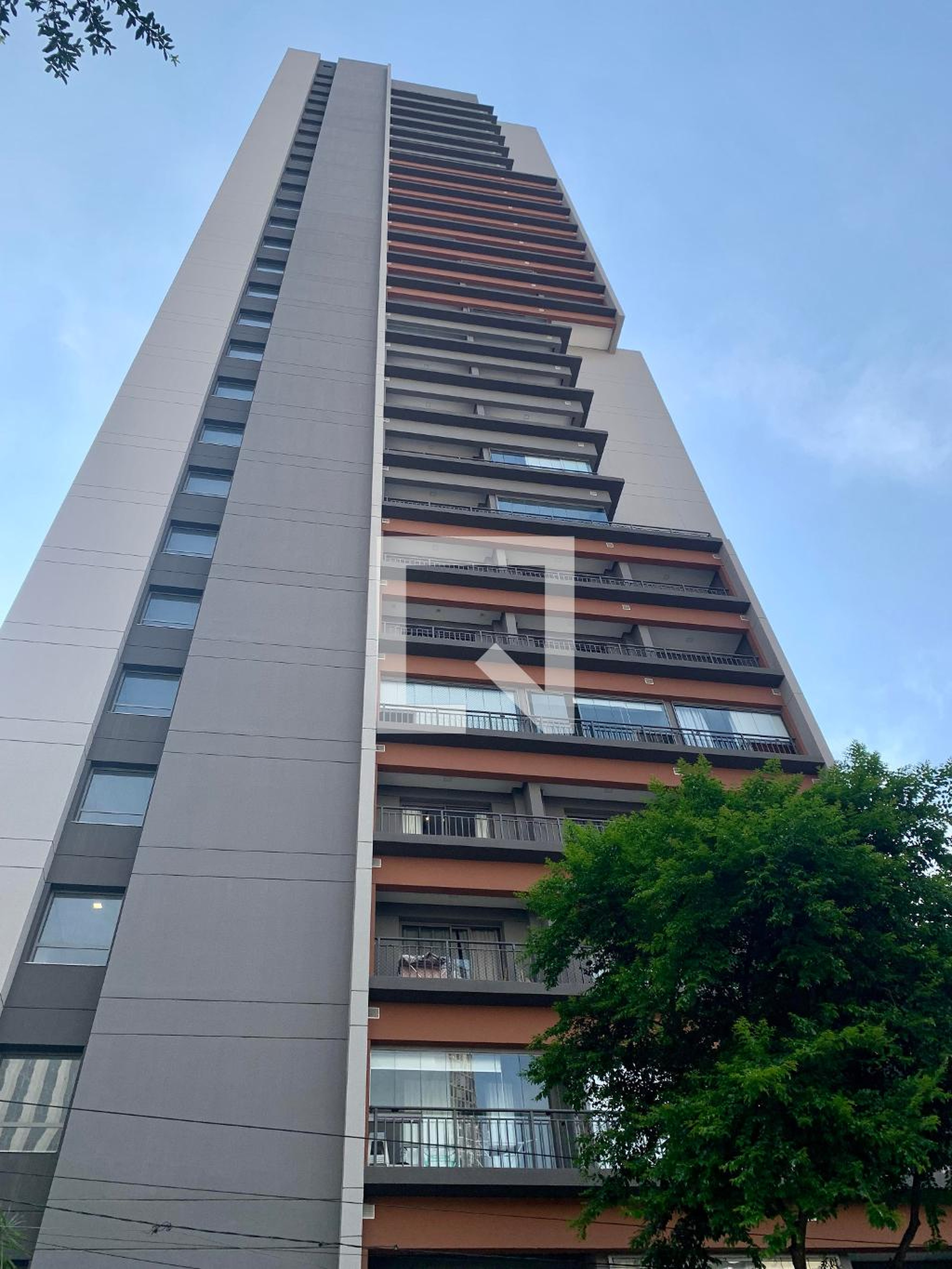 Fachada do Prédio Condomínio Think Home República