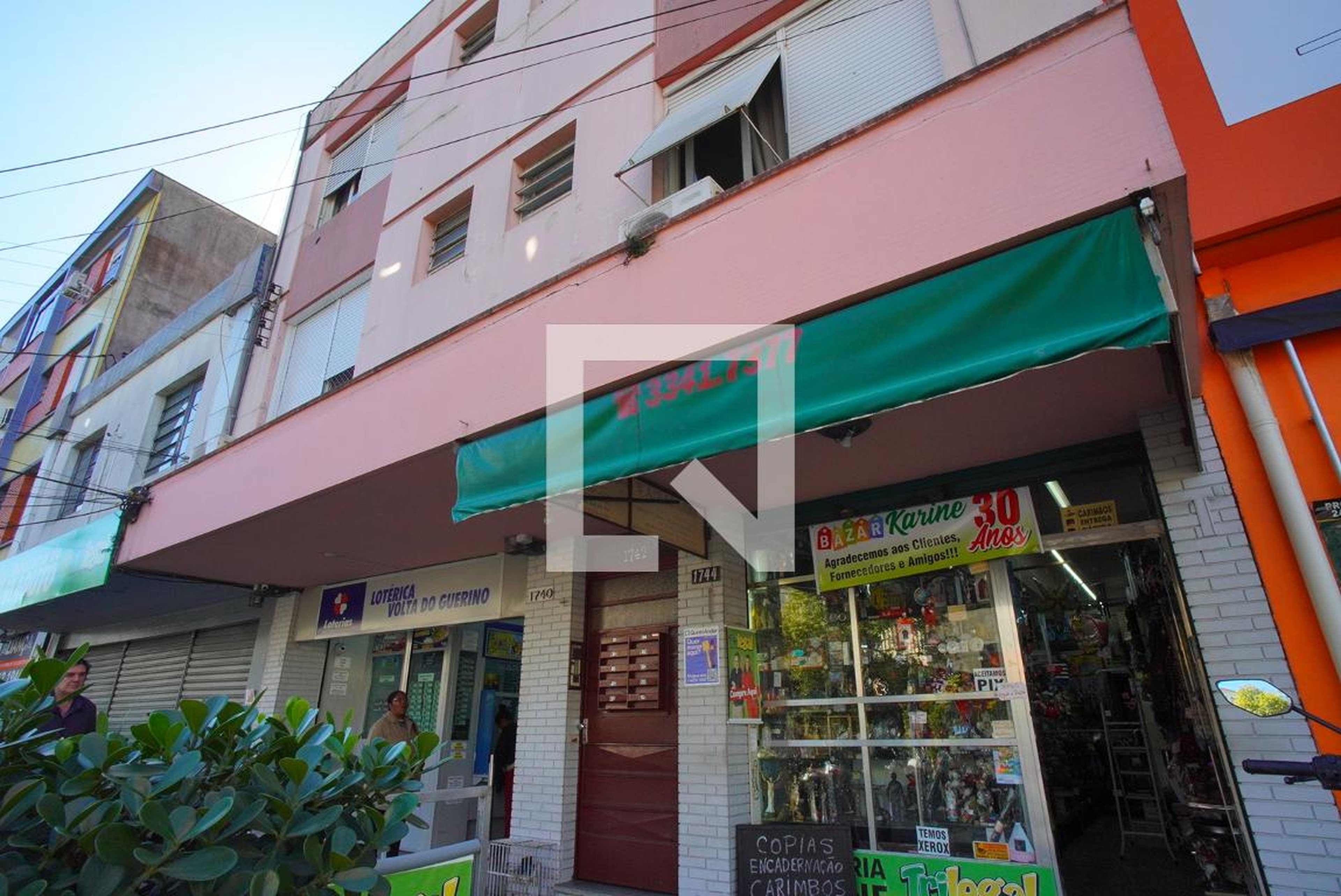 Fachada do Prédio Condomínio em Avenida Assis Brasil, 1712