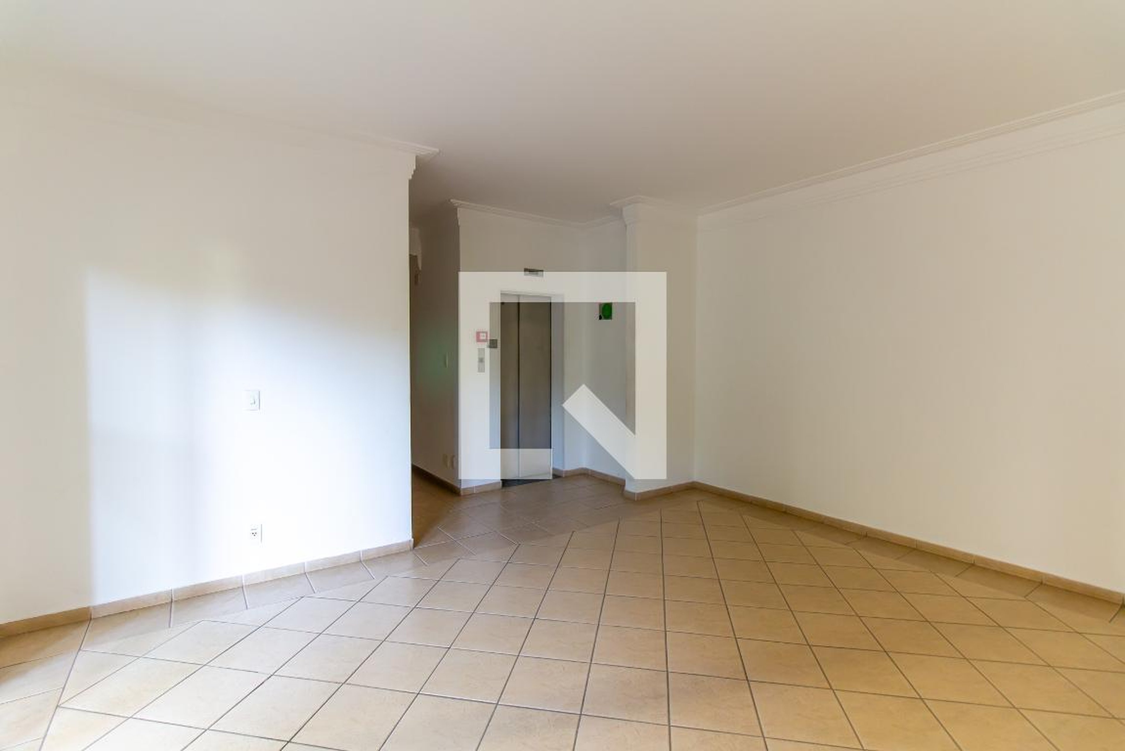 Hall social - Avant Place e Dowtown