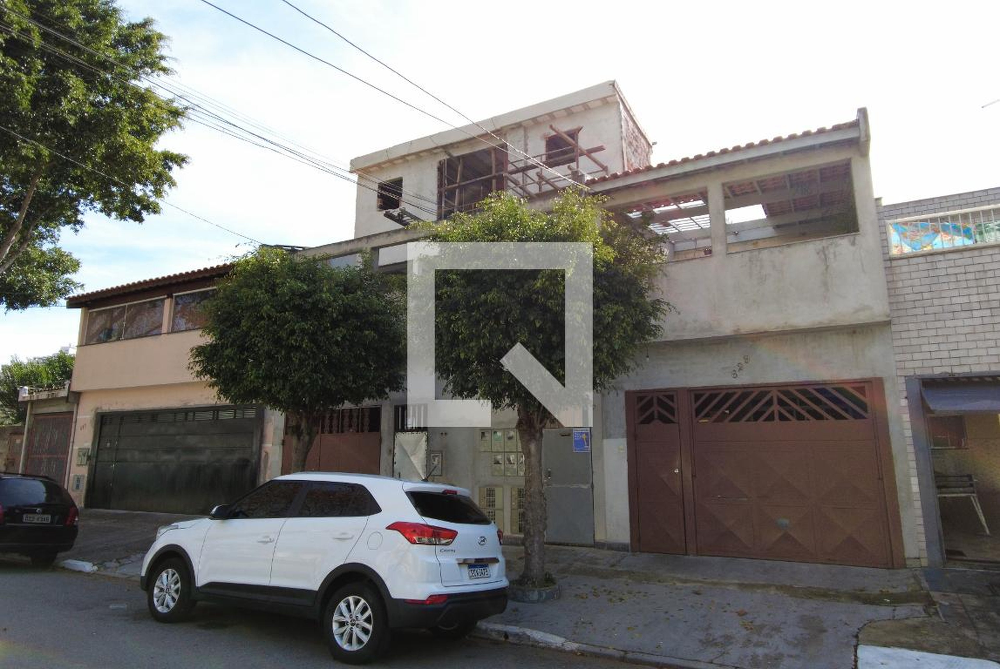 Fachada Condomínio em Avenida Água Funda, 627