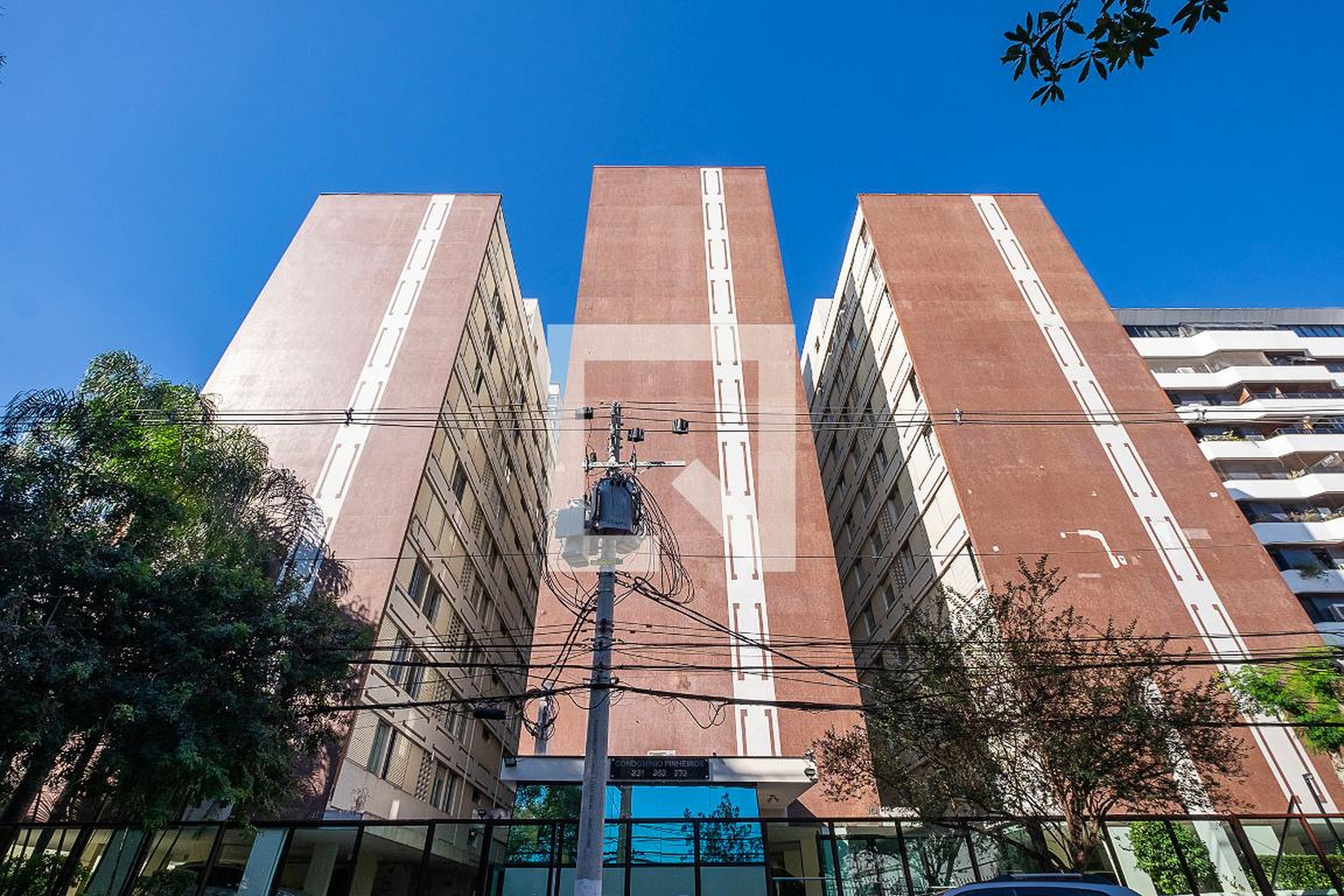 Fachada Condomínio Pinheiros