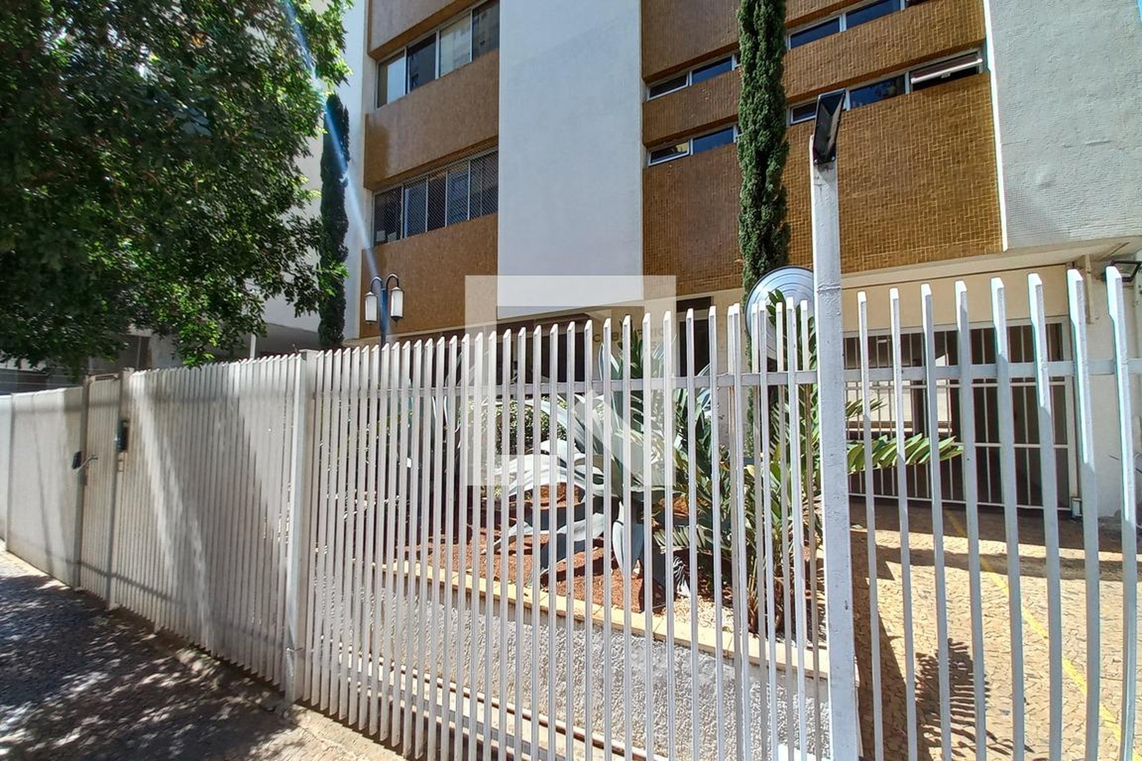 Fachada do Prédio Condomínio em Avenida Júlio de Mesquita, 230