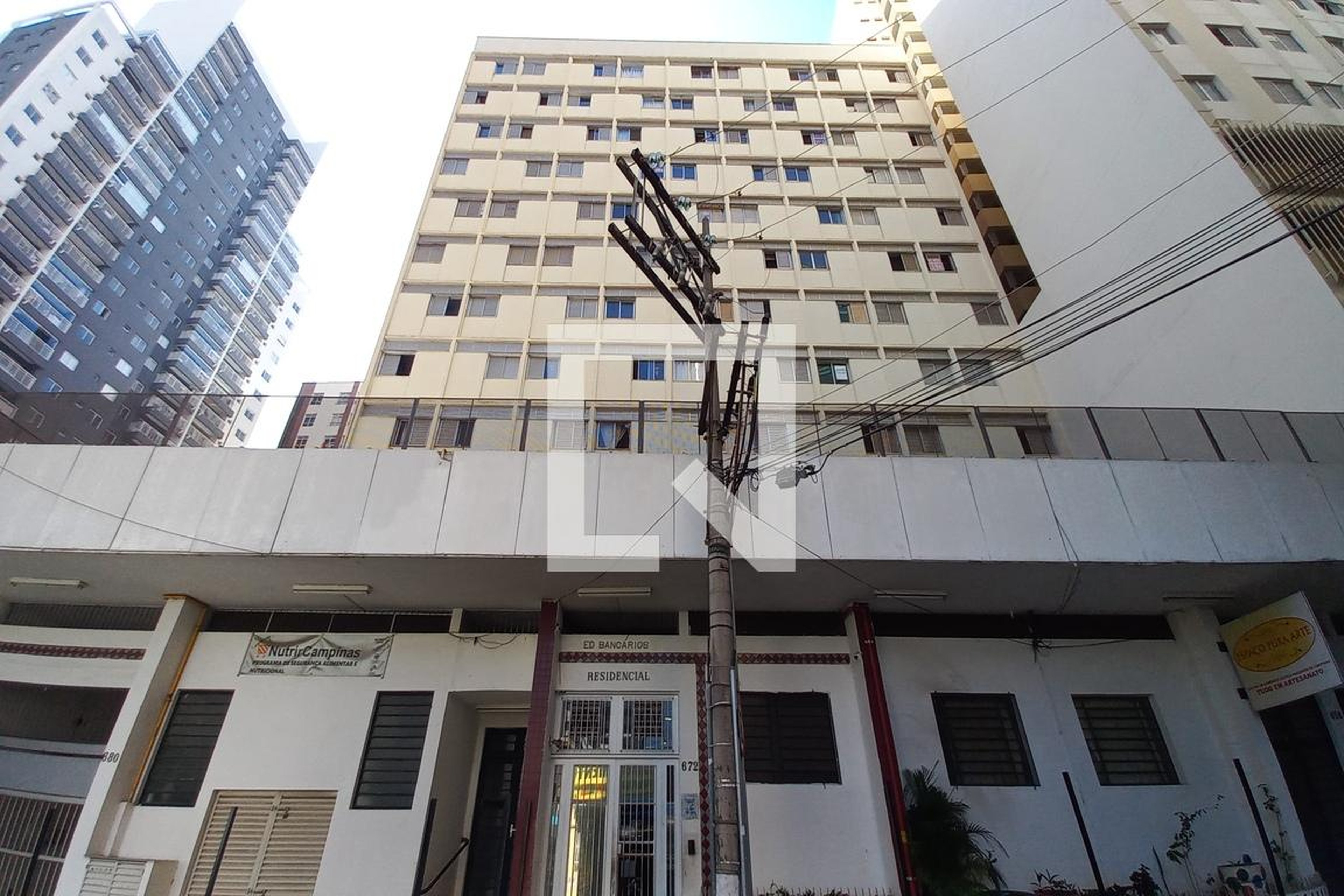 Fachada do Prédio Condomínio em Rua Barão de Jaguara, 672