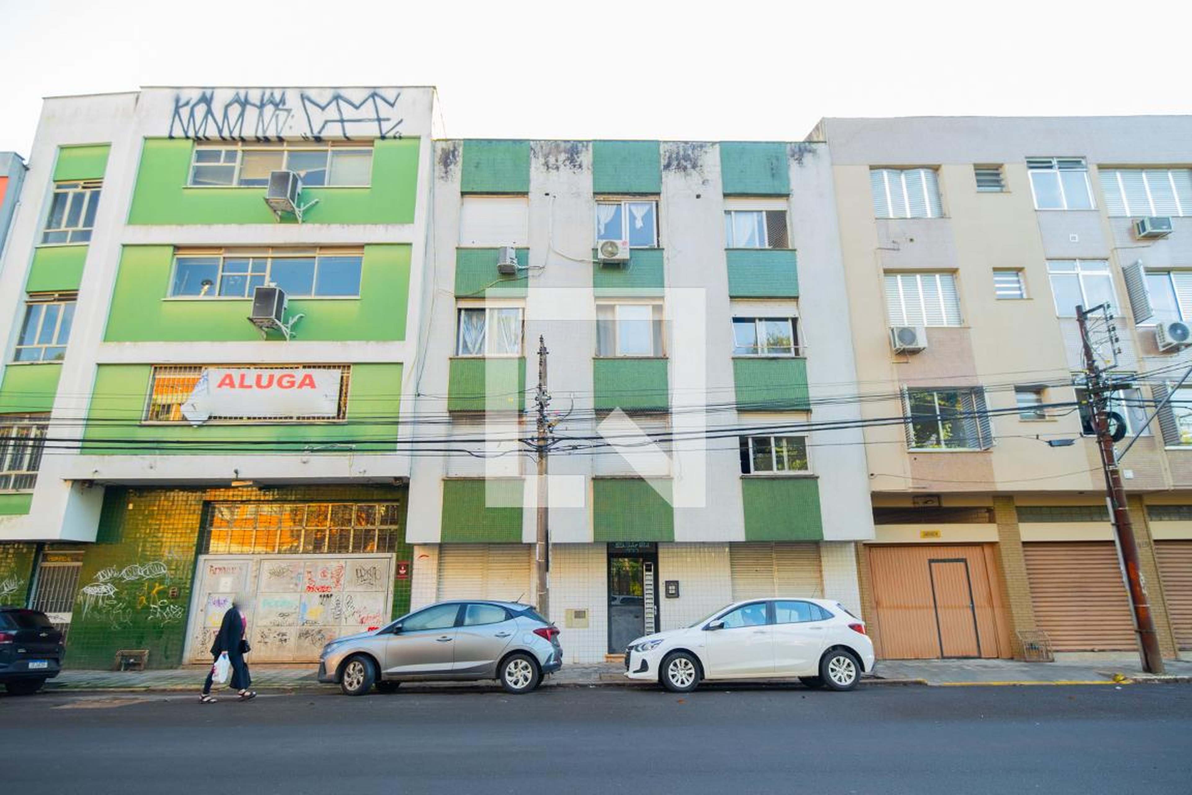 Fachada Condomínio em Rua Washington Luiz, 630