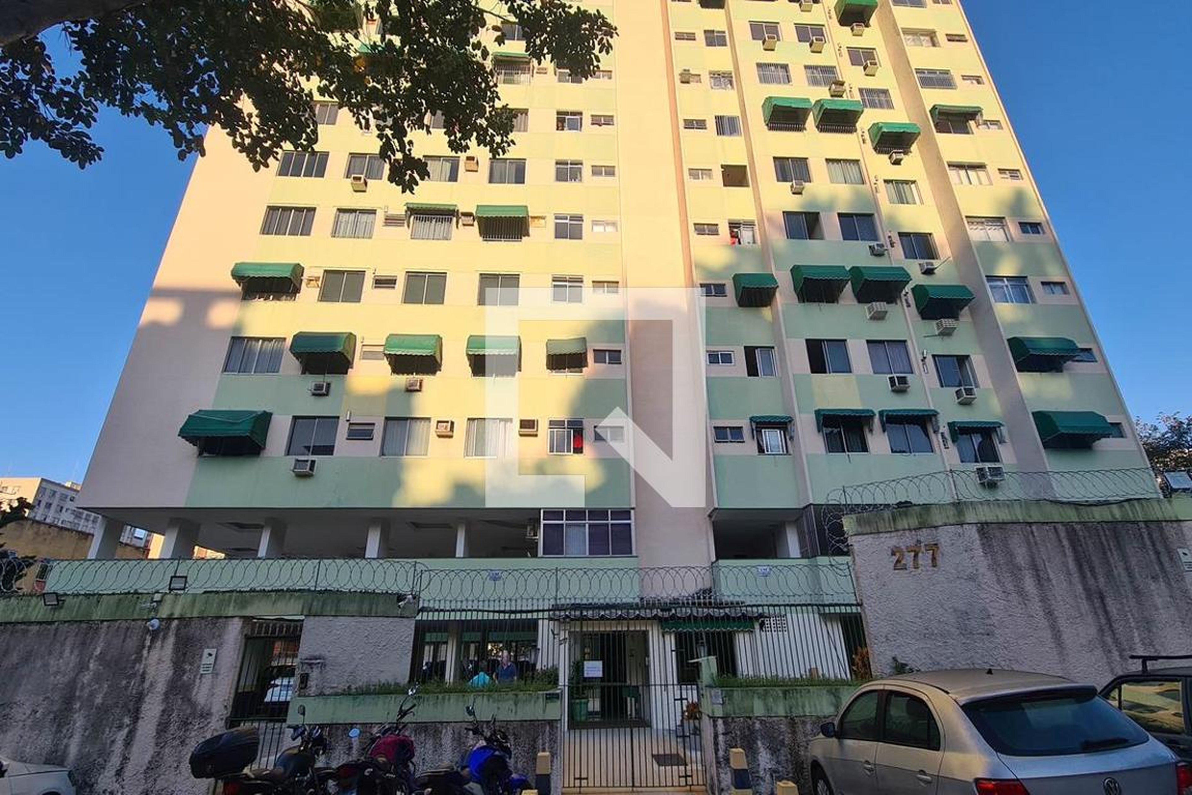 Fachada do Condomínio Edifício Parque do Sol