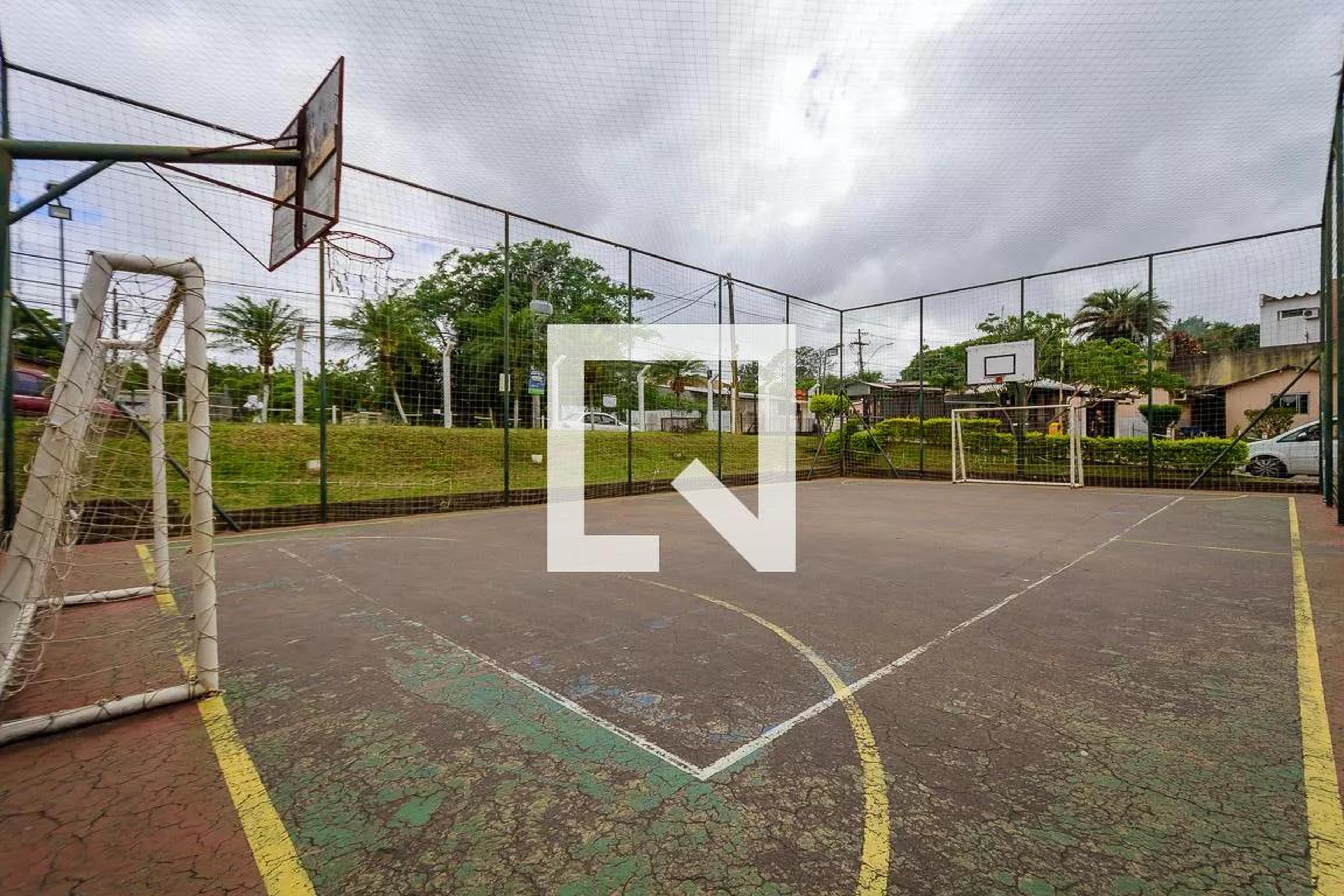 Condomínio - Eduardo Prado