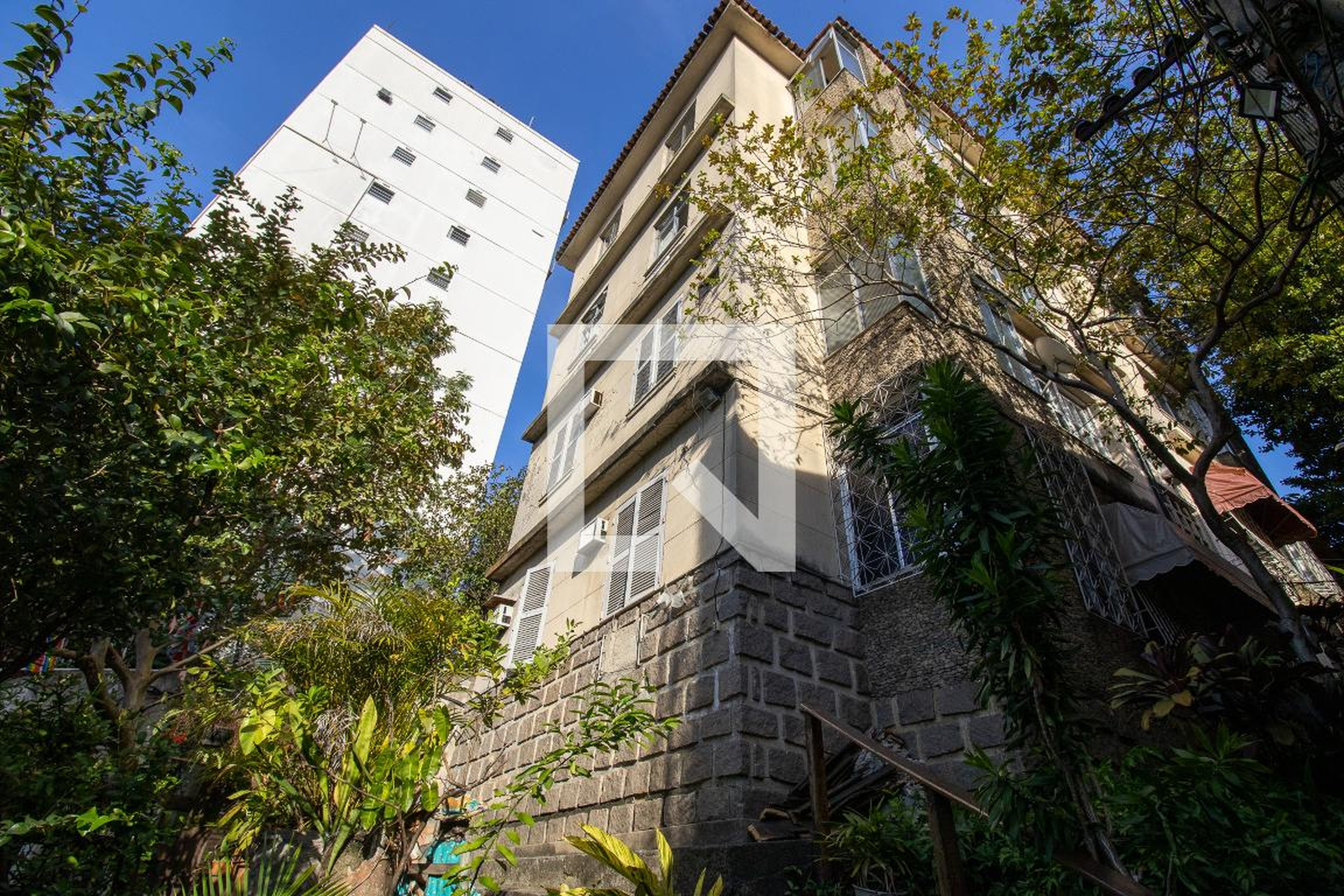 Fachada Condomínio em Avenida Geremário Dantas, 1292