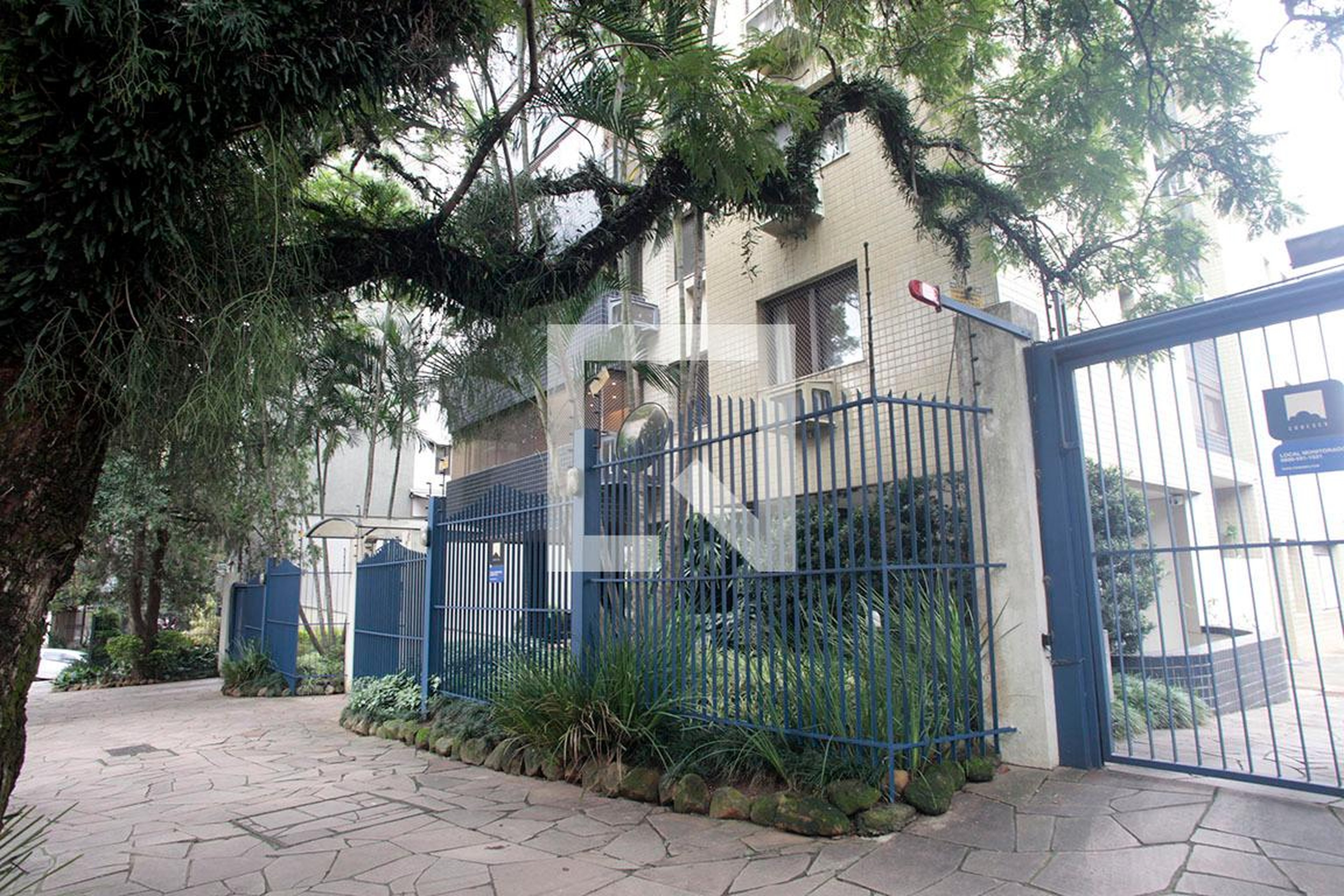 Fachada Condomínio em Rua Anita Garibaldi, 1076