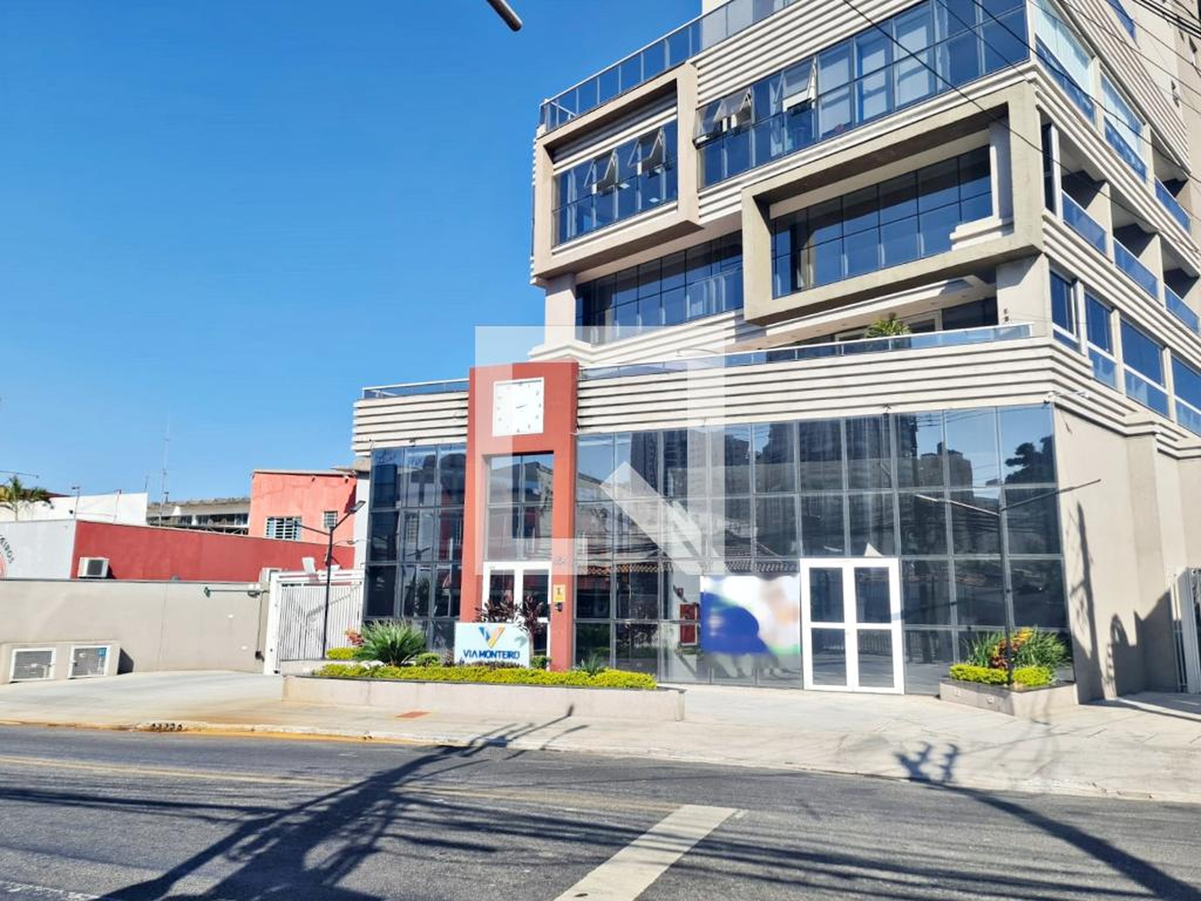 Fachada do Prédio Condomínio em Rua Nain Hassan Rachid, 456