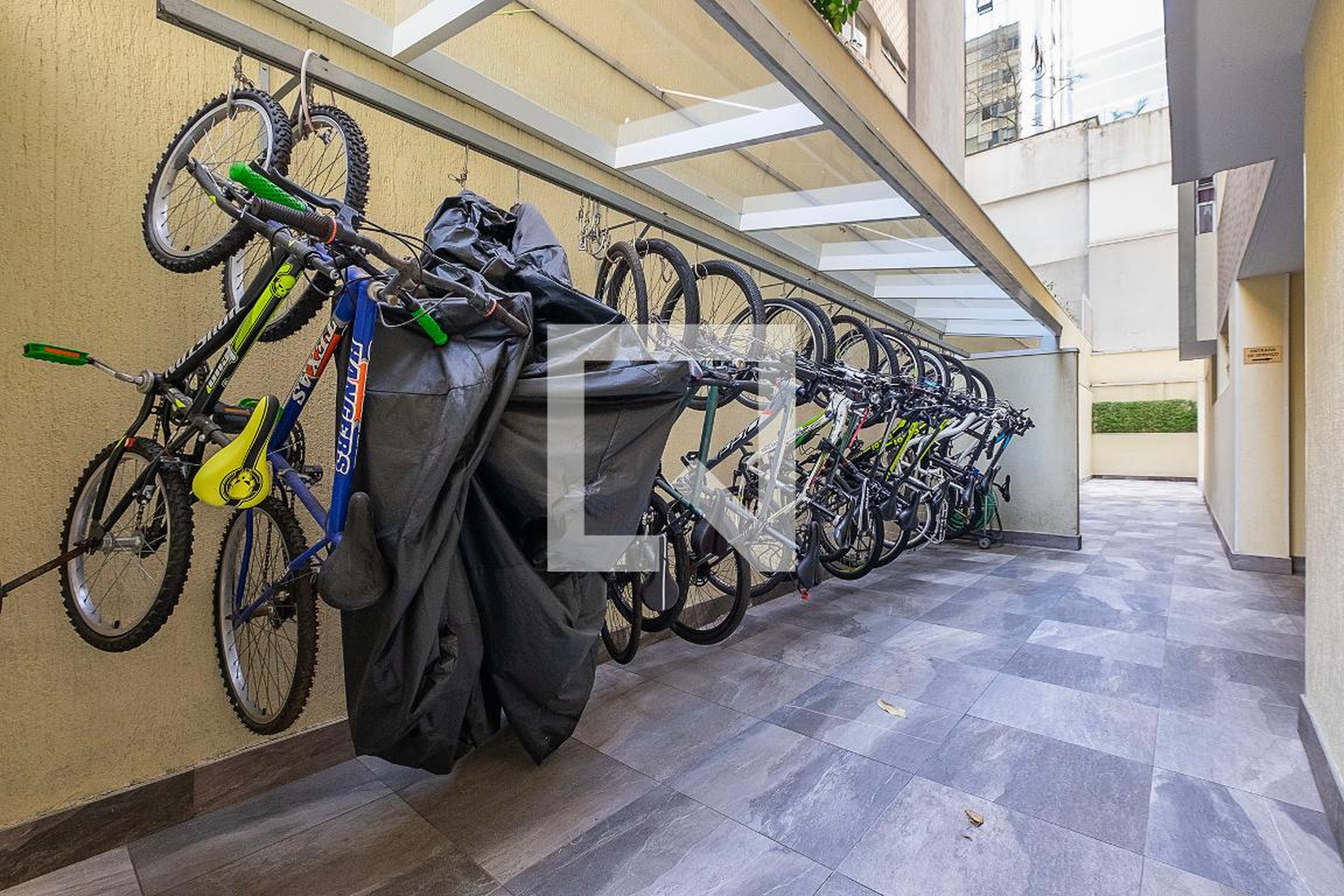 Bicicletário - Modena