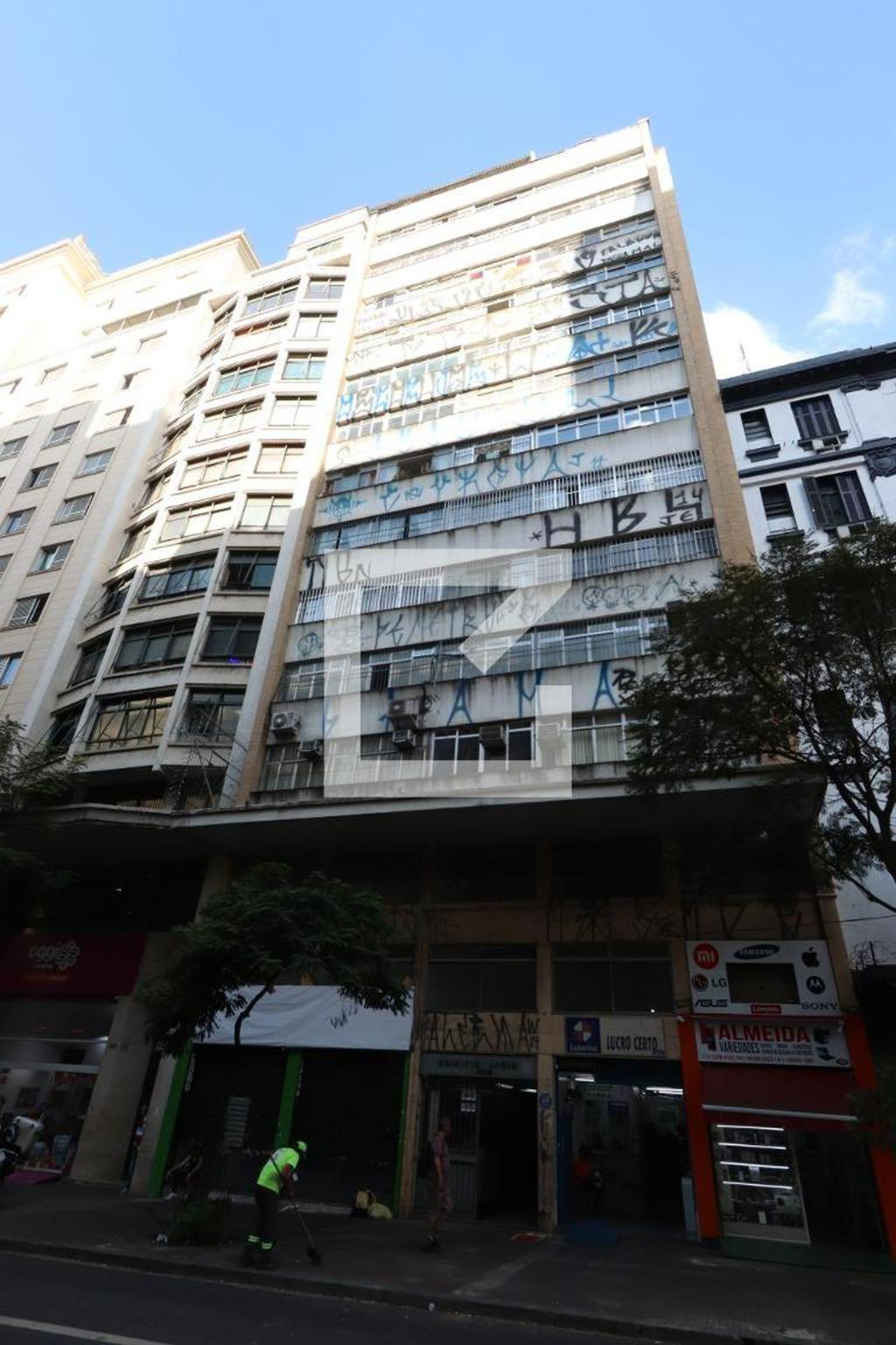 Fachada do Prédio Condomínio Lyrio