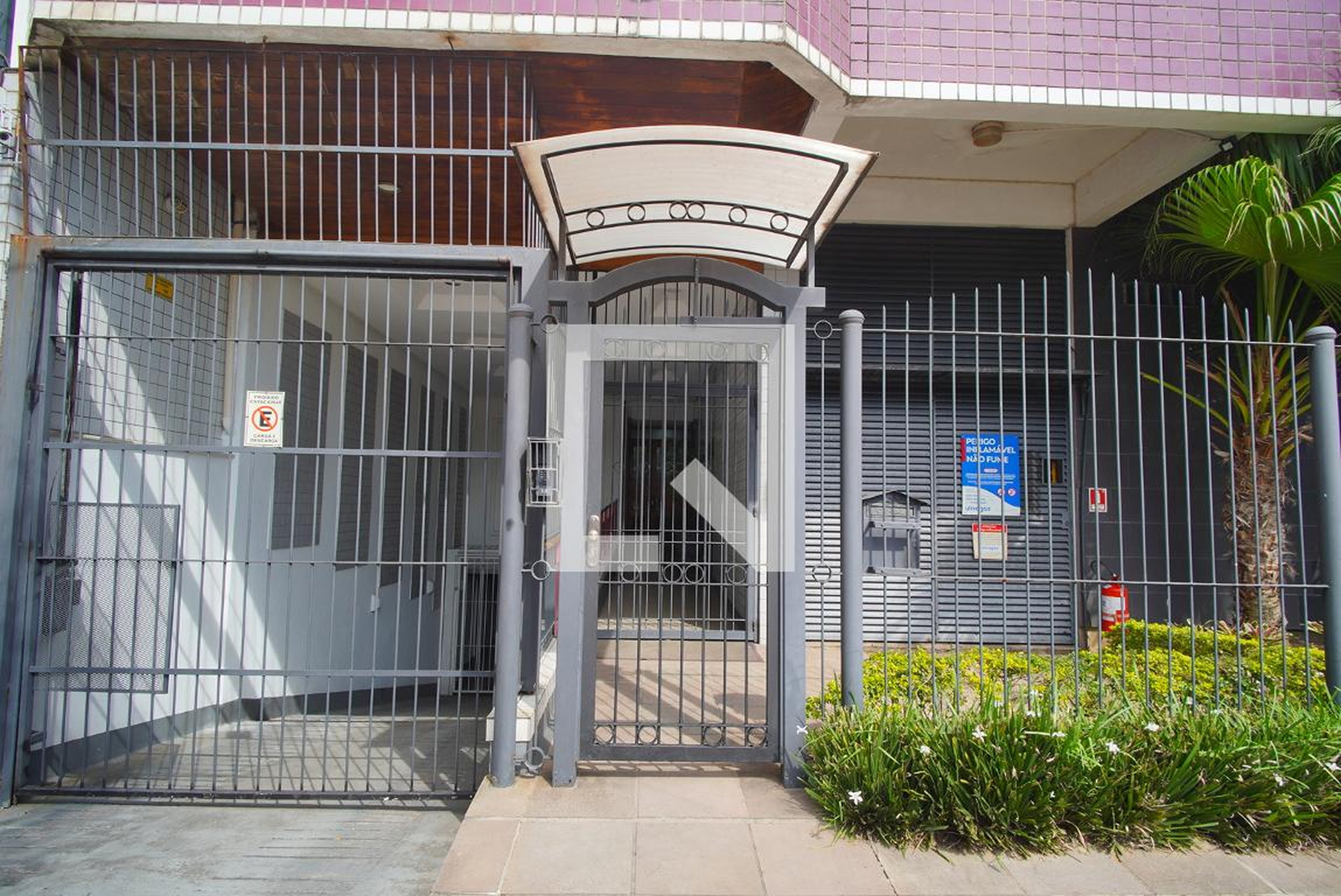 Fachada Condomínio em Rua Barão do Cotegipe, 345