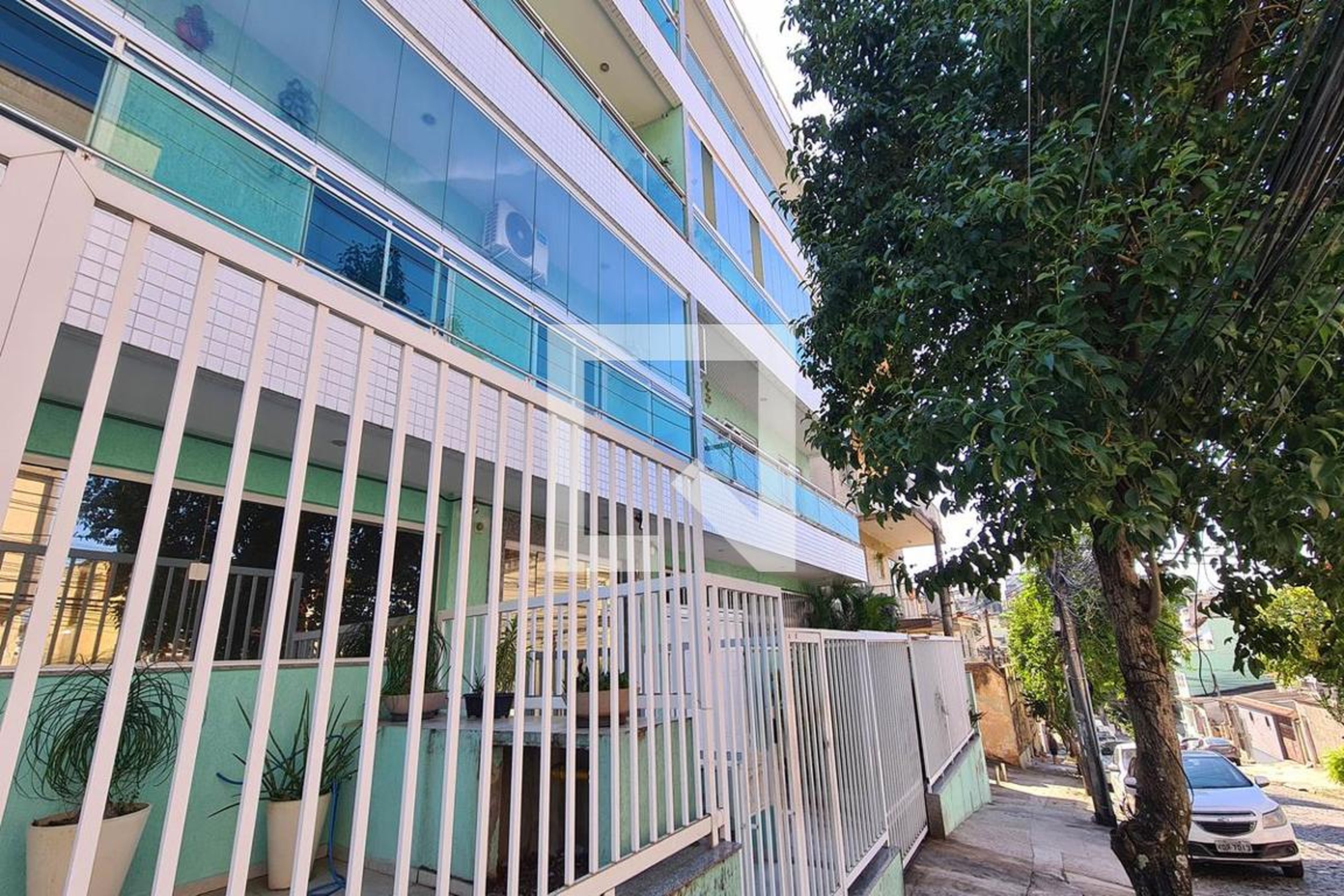 Fachada do Condomínio Condomínio Solar Abolicao Residencial