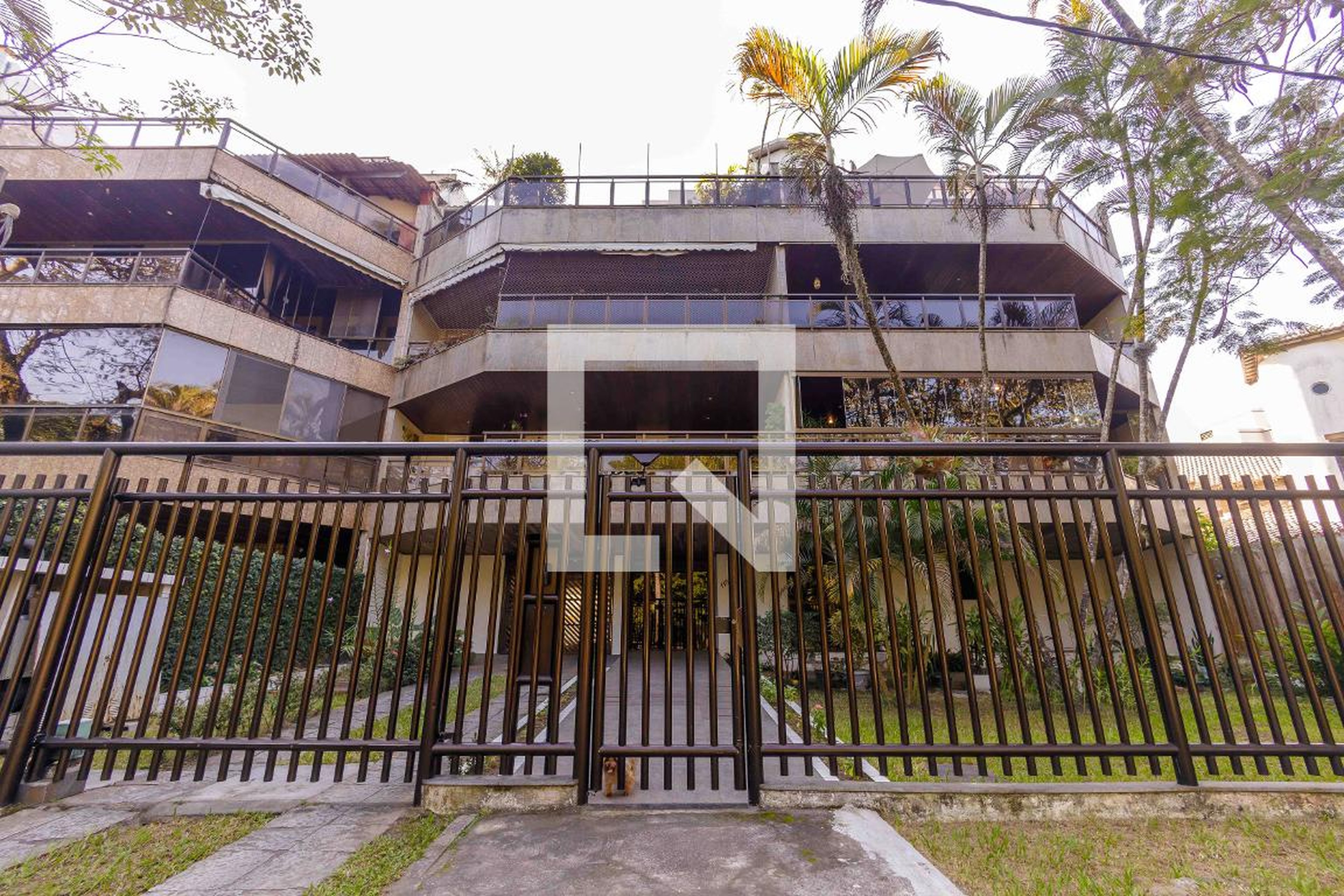 Fachada Condomínio em Avenida Jarbas de Carvalho, 1155