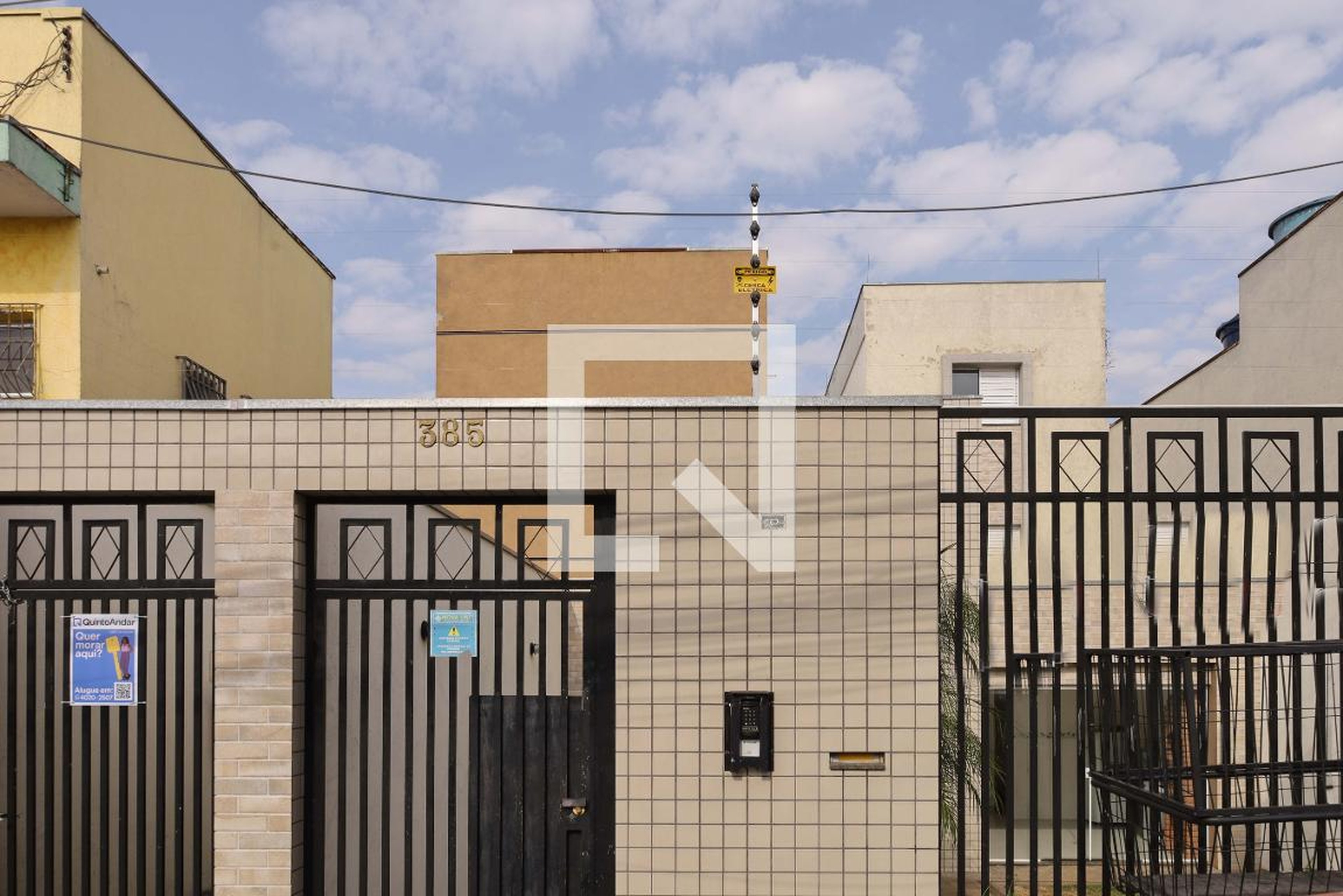 Fachada do condomínio Condomínio Frontin Prime