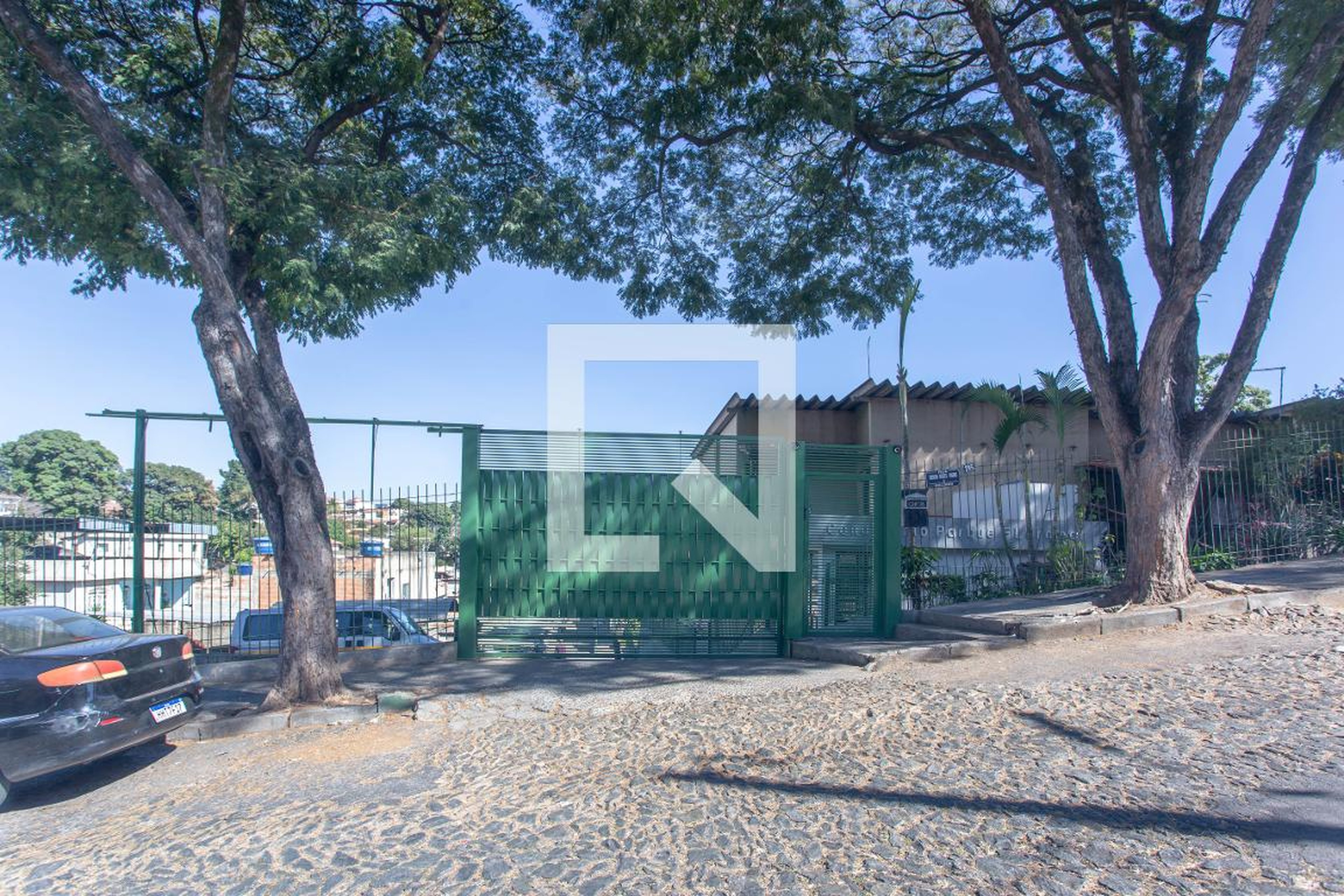 Fachada Condomínio Parque Floramar