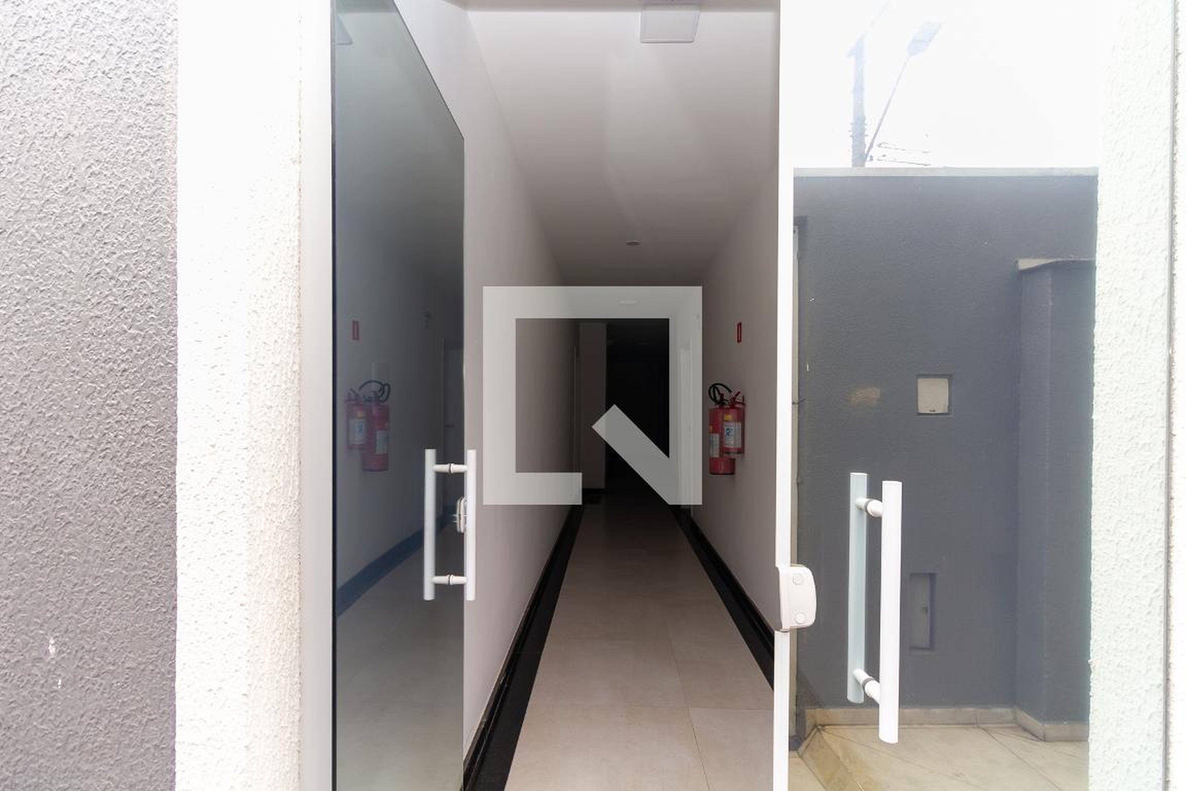 Entrada do Prédio - Residencial Maria Felipe