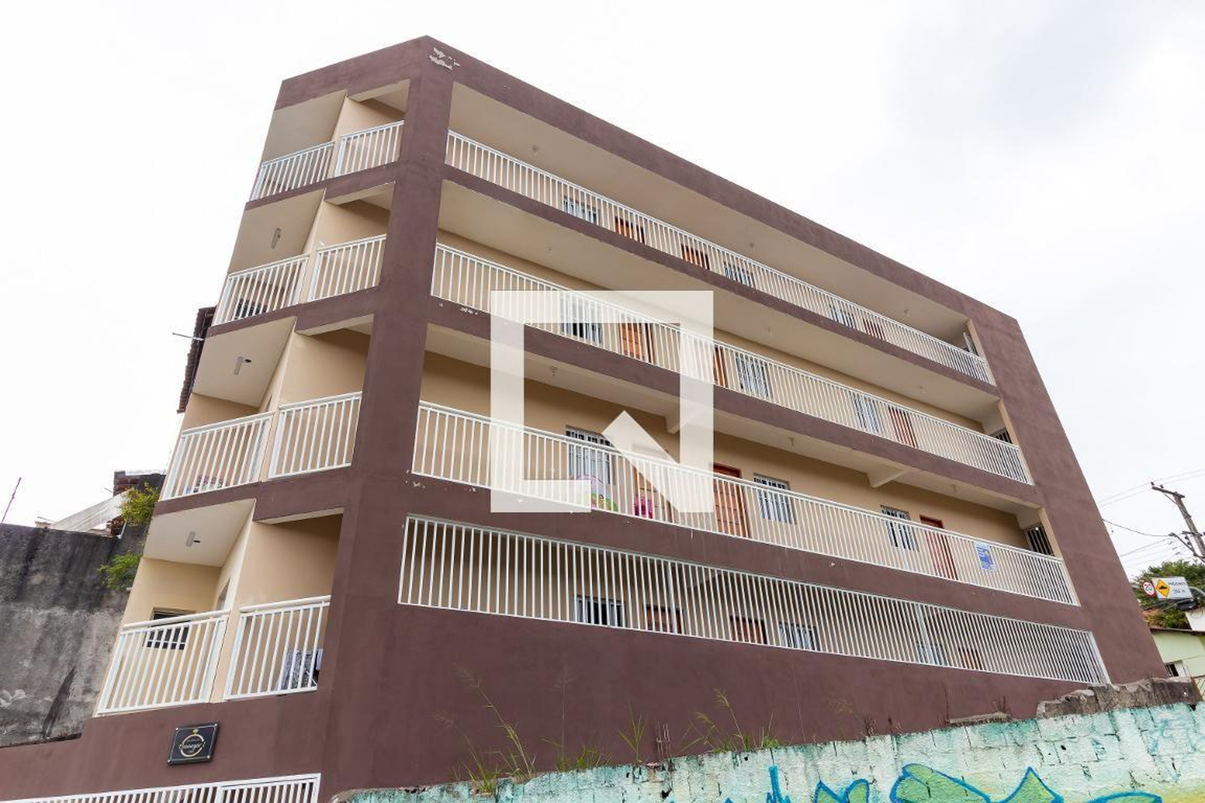 Fachada Condomínio em Rua Frei Francisco, 112