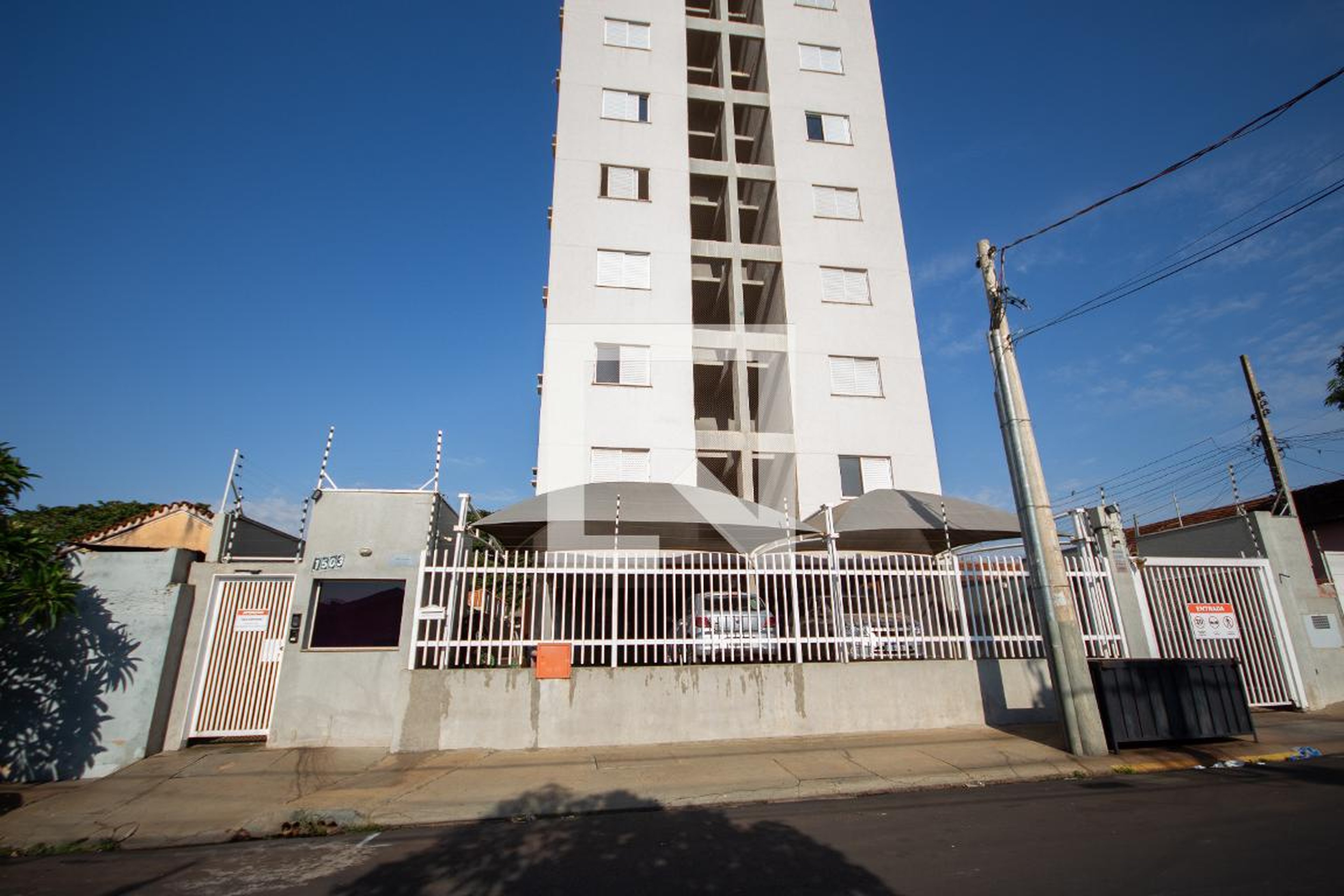 Fachada Condomínio Mirante das Oliveiras