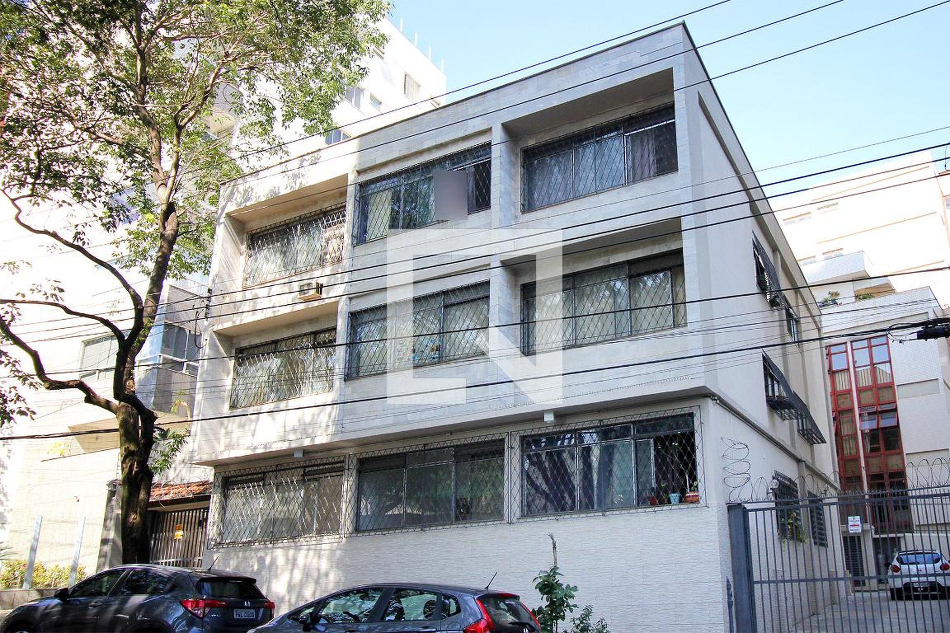 Fachada Condomínio em Rua Passa Tempo, 101