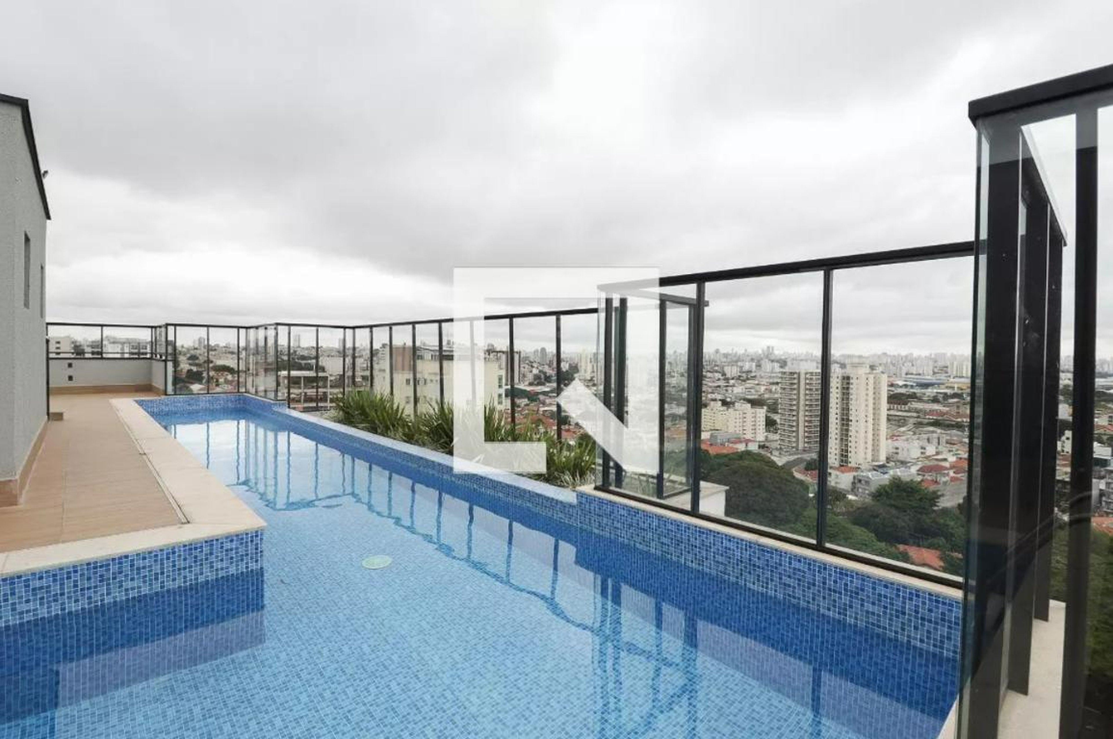 Piscina - Edifício Magnific