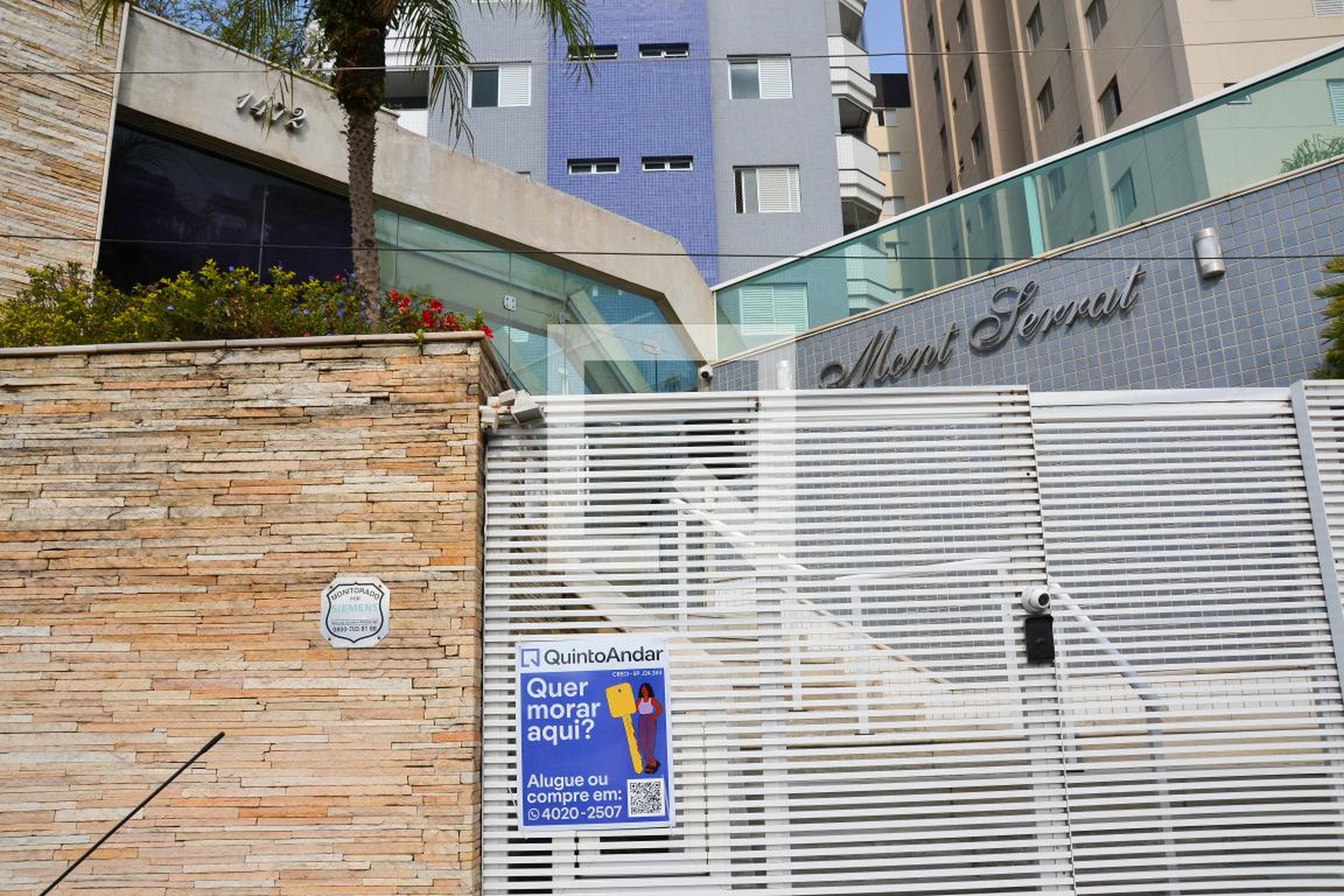 Fachada Edifício Mont Serrat