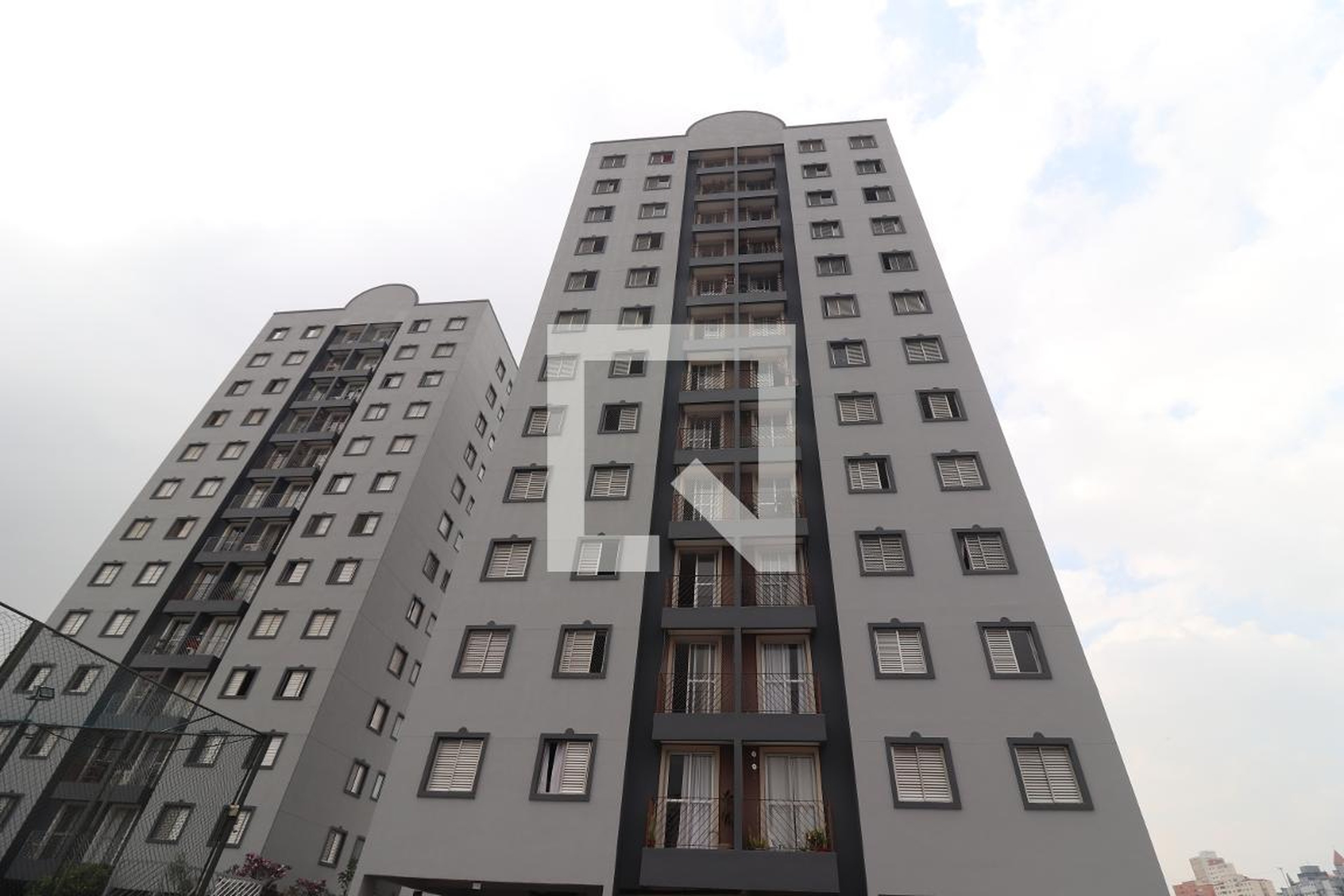 Fachada Condomínio em Estrada Velha da Penha, 265