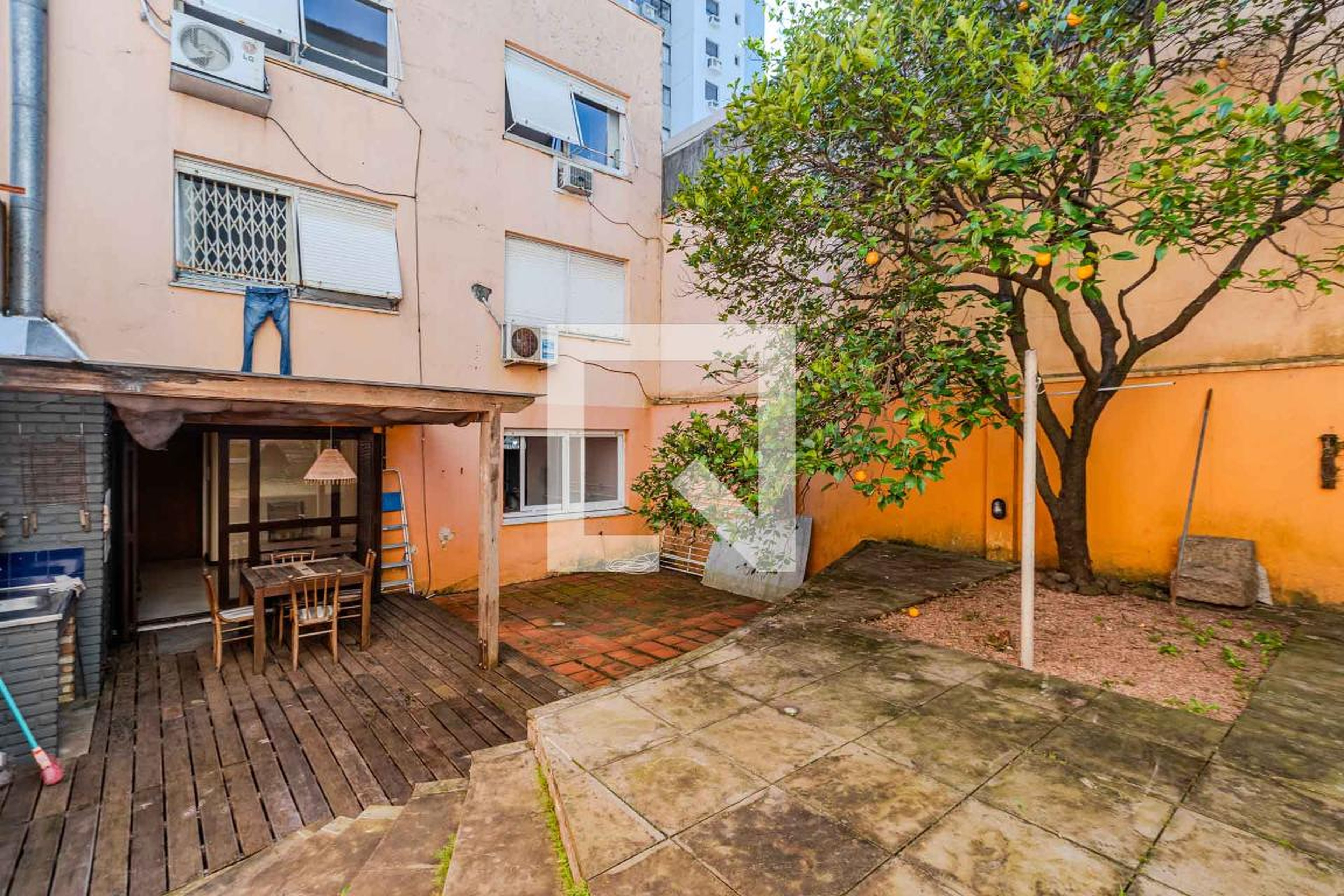 Área Externa - Edifício Candeias