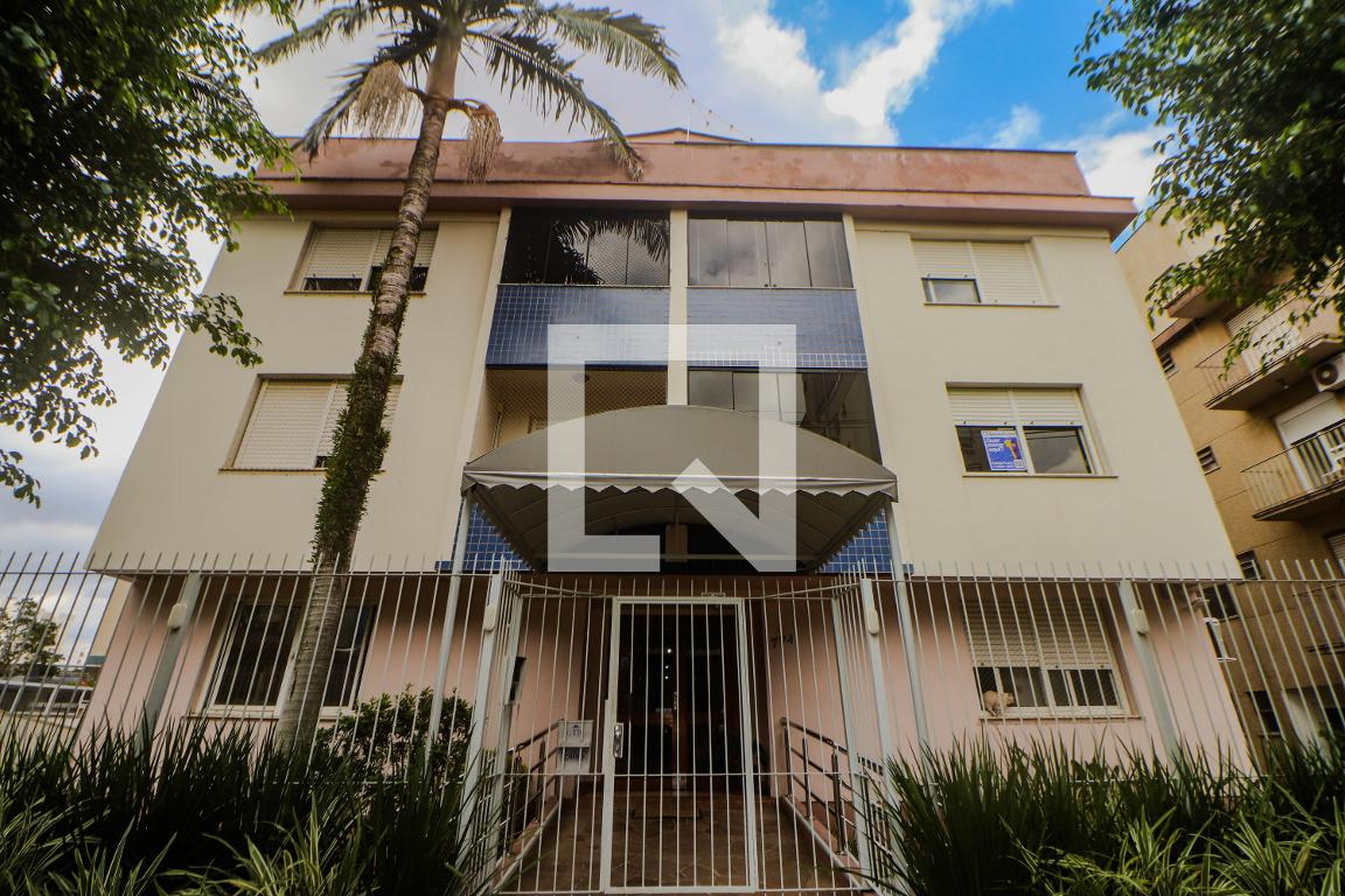 Fachada Edifício Hong Kong