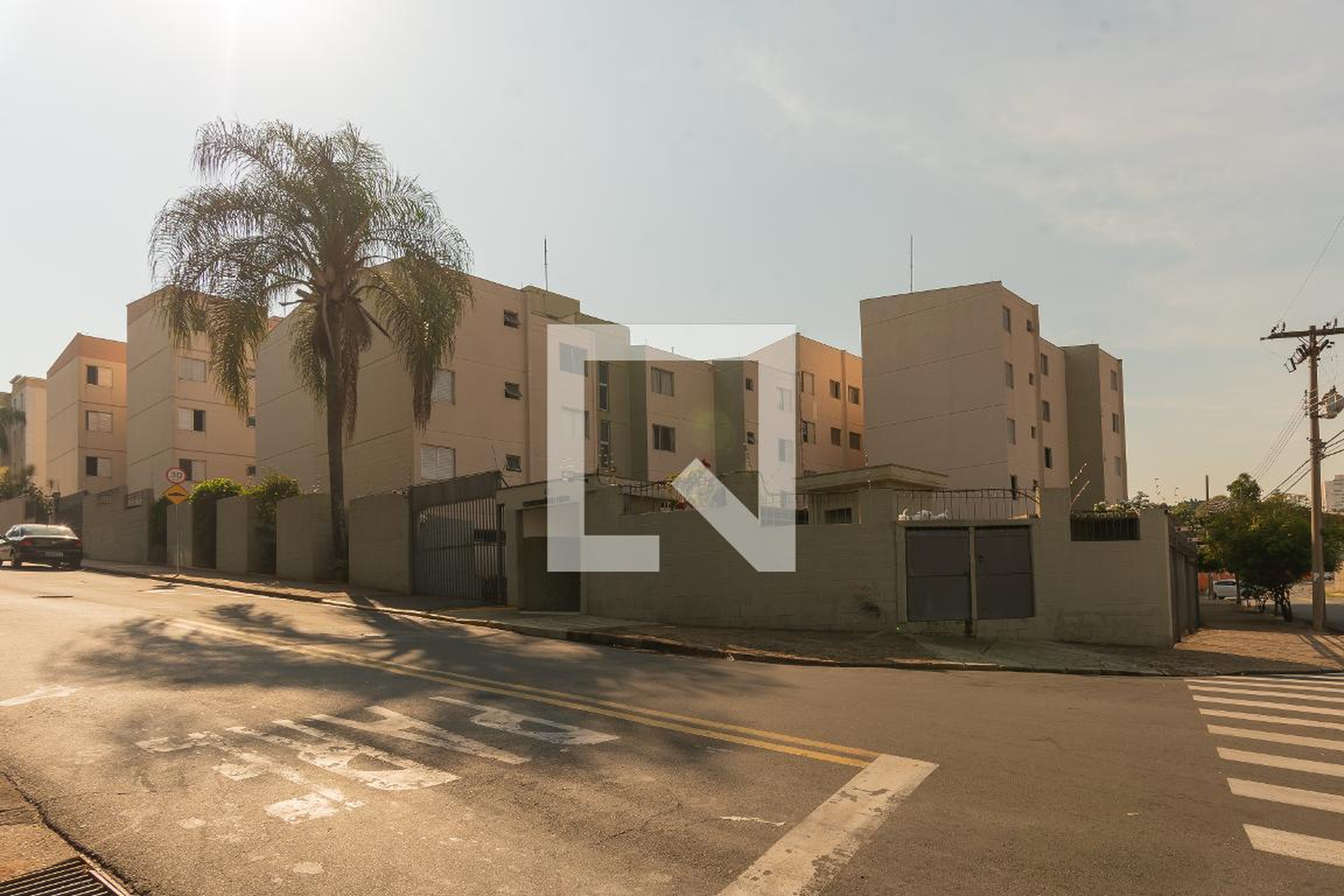 Fachada do Condomínio Condomínio Itaiti