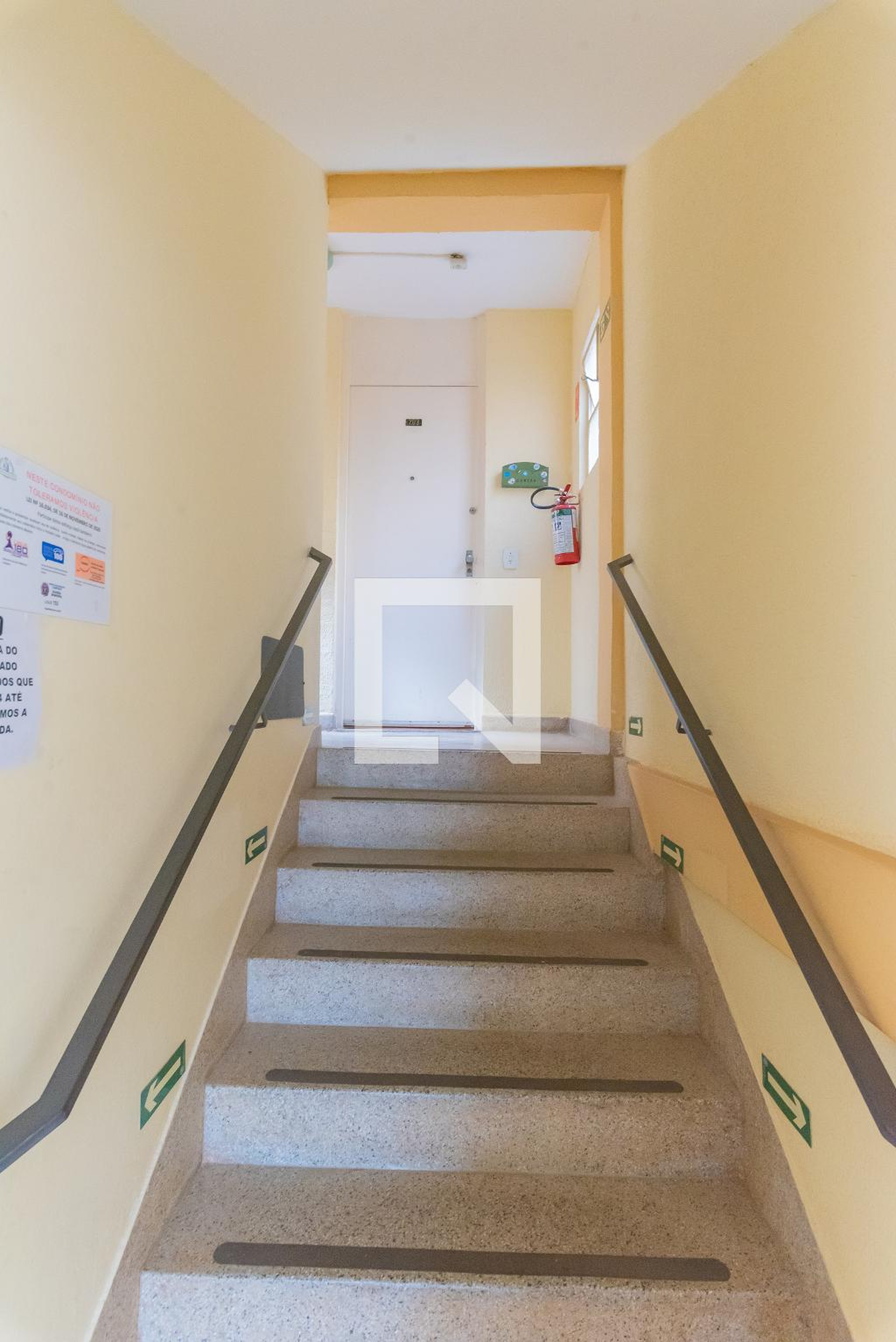 Hall - Residencial Bandeirantes