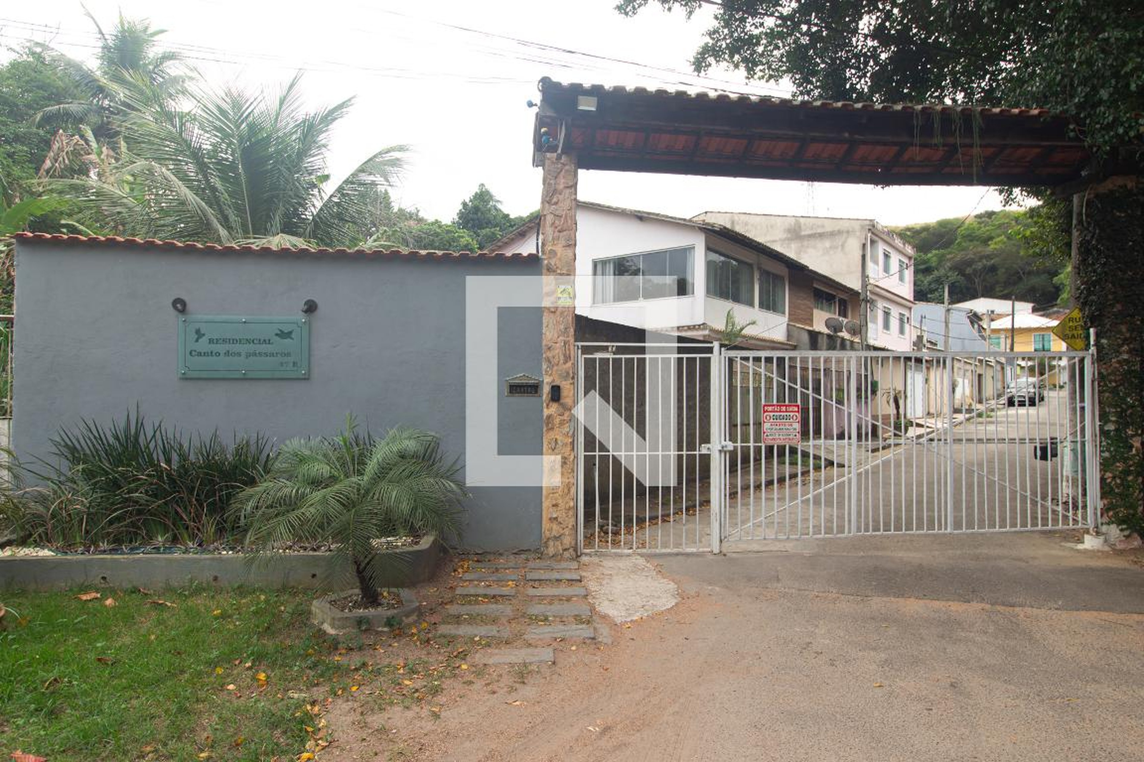 Fachada do condomínio Condomínio em Rua Josué de Barros, 47 B