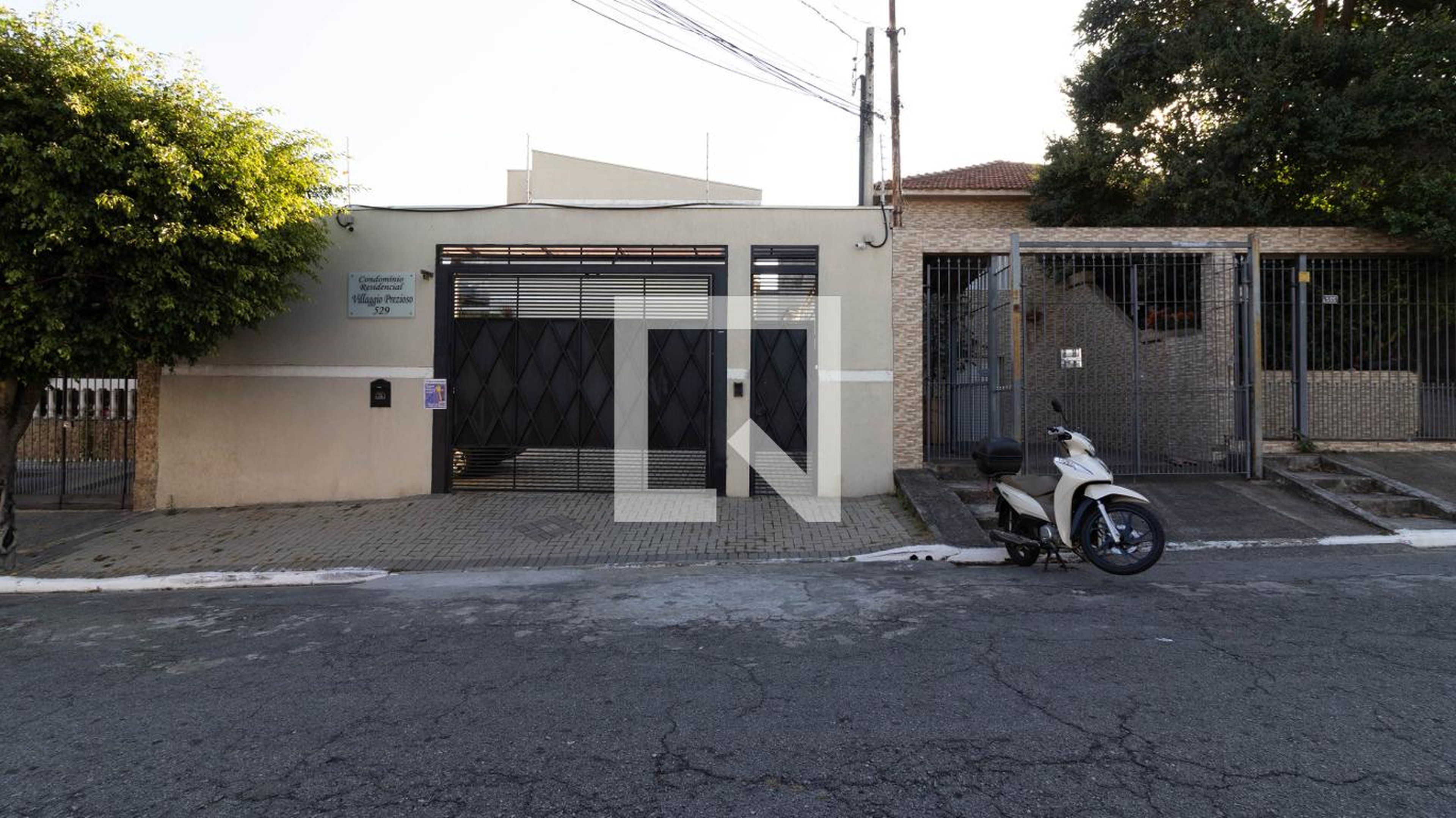 Fachada Condomínio em Rua Marco Polo, 529