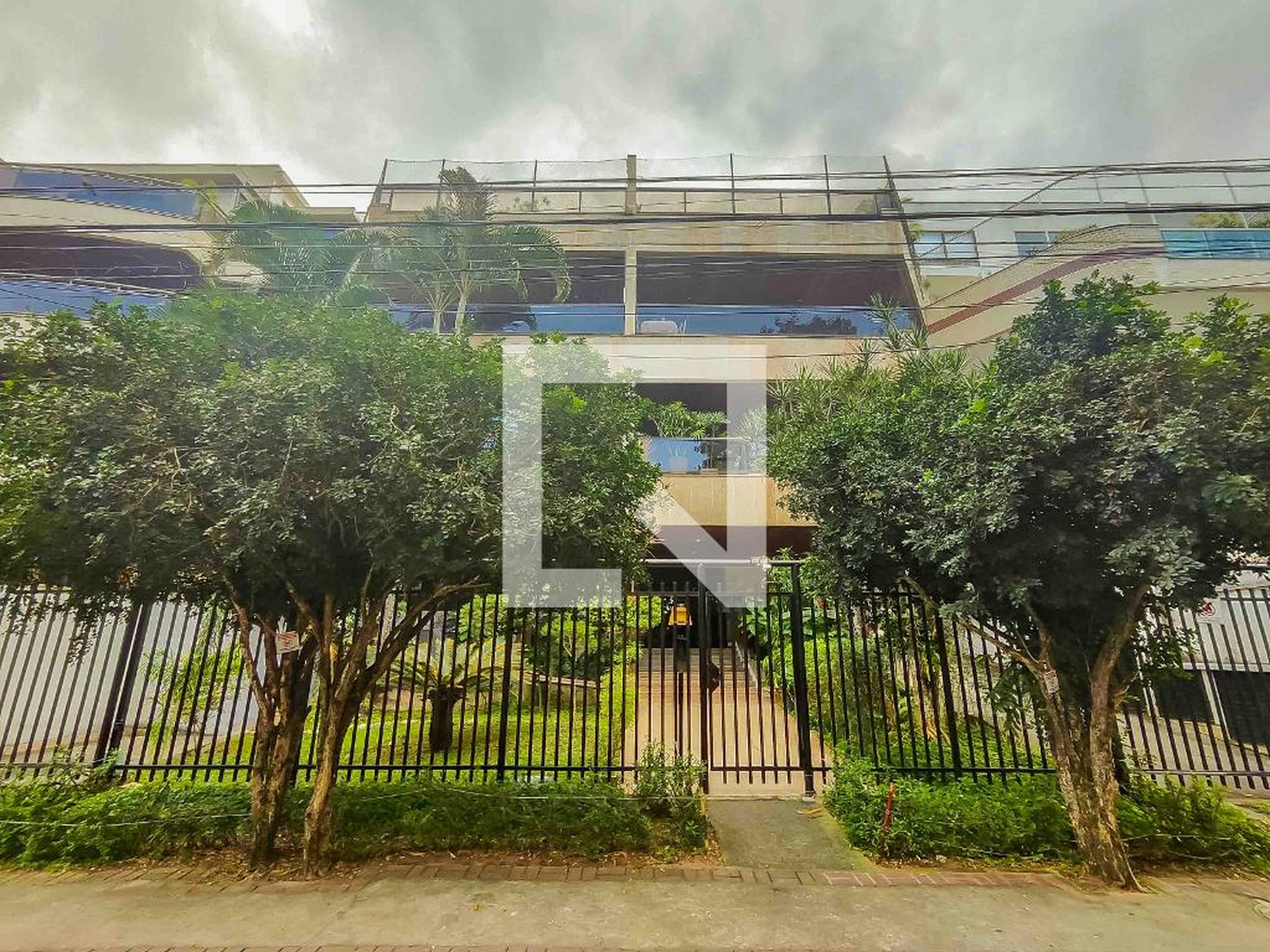 Fachada Edifício Yasmim Nunes