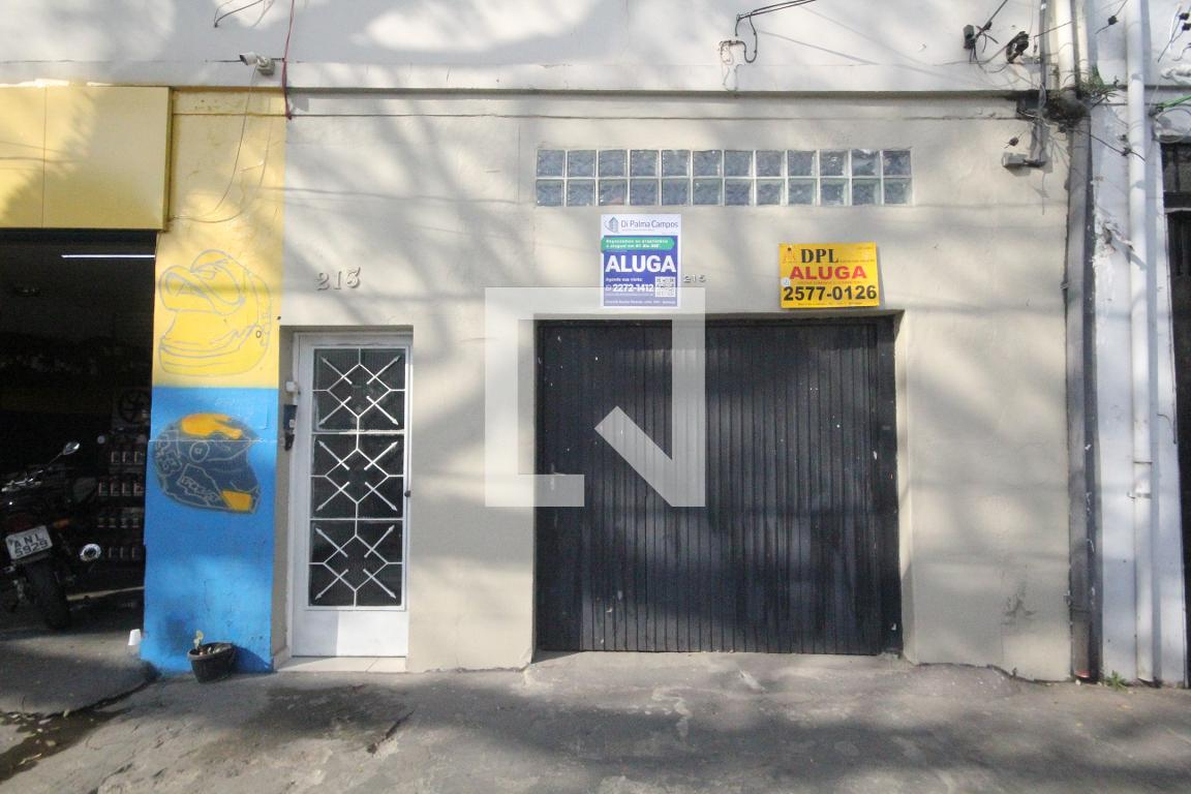 Fachada Condomínio em Rua Silva Bueno, 213