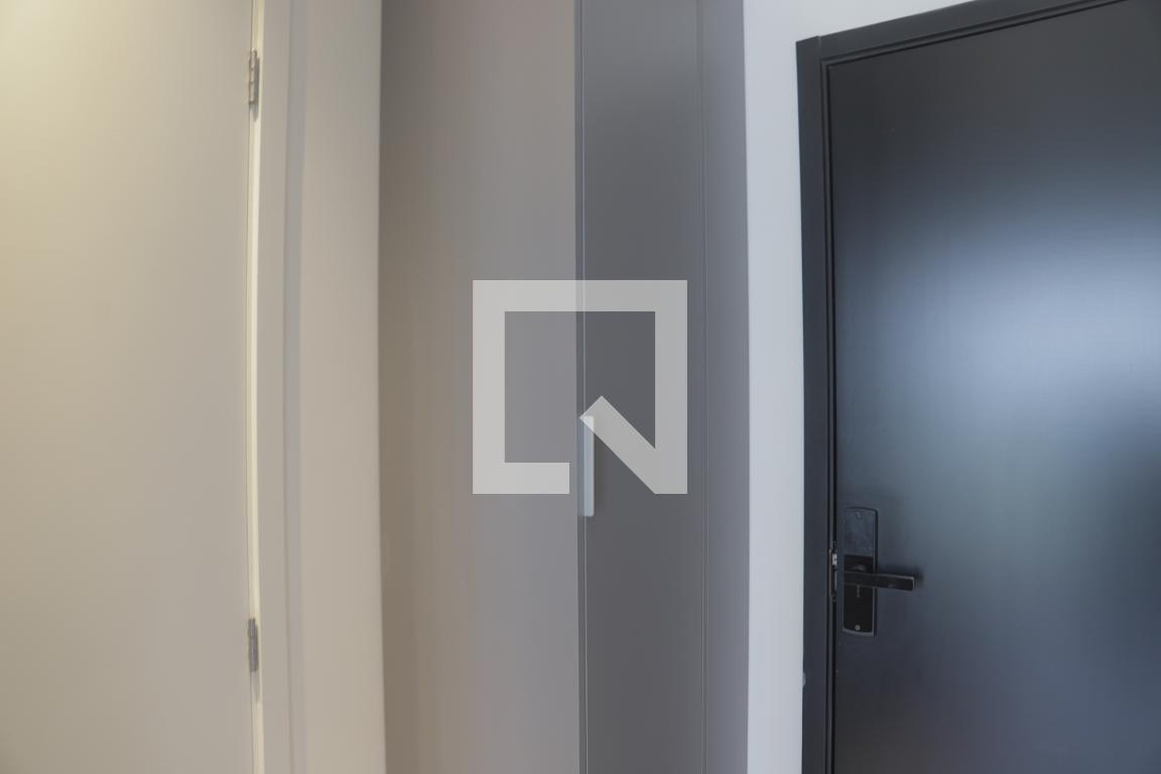 Entrada - On Loefgren