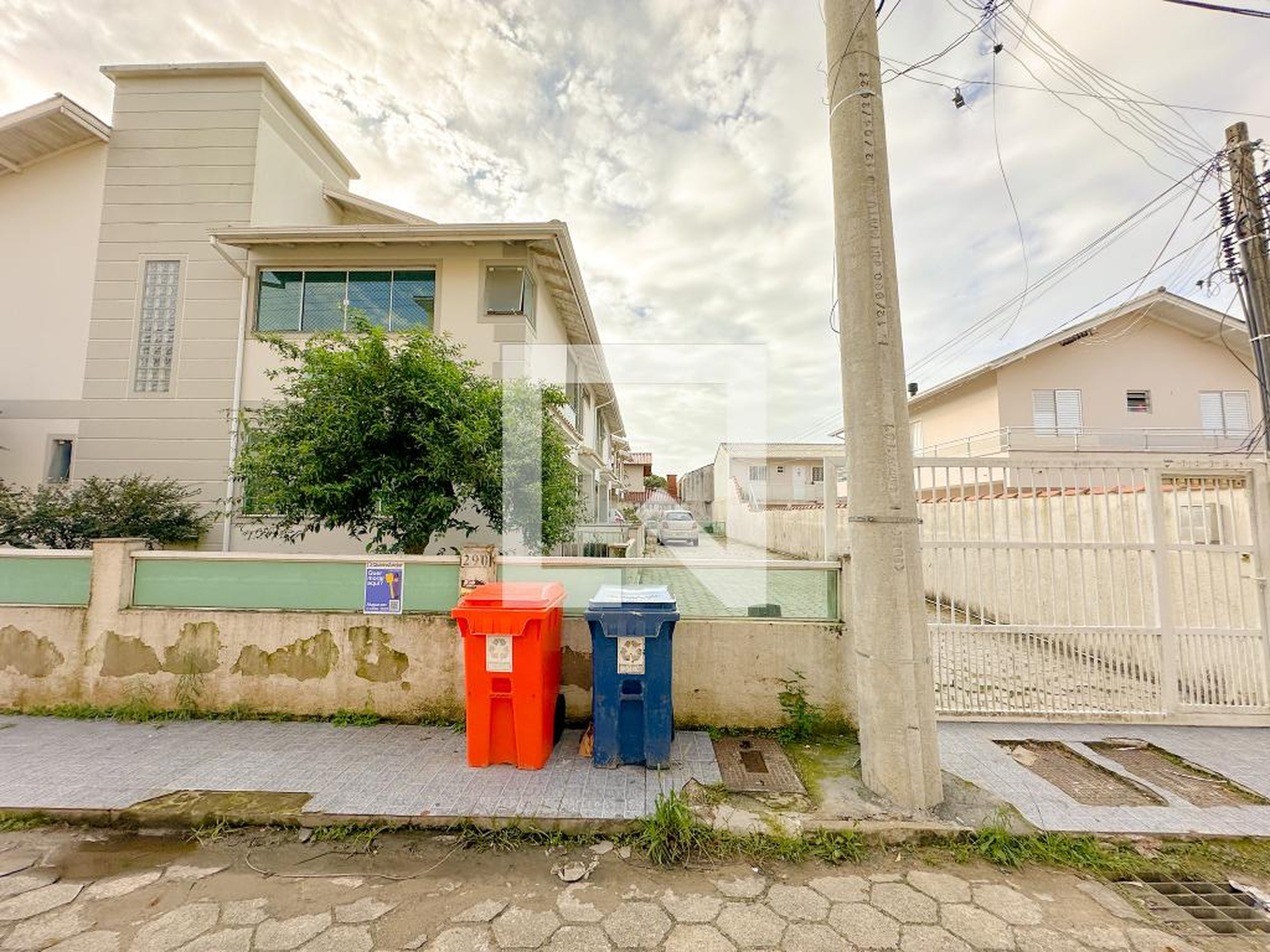 Fachada Condomínio em Servidão Nossa Senhora Aparecida, 290