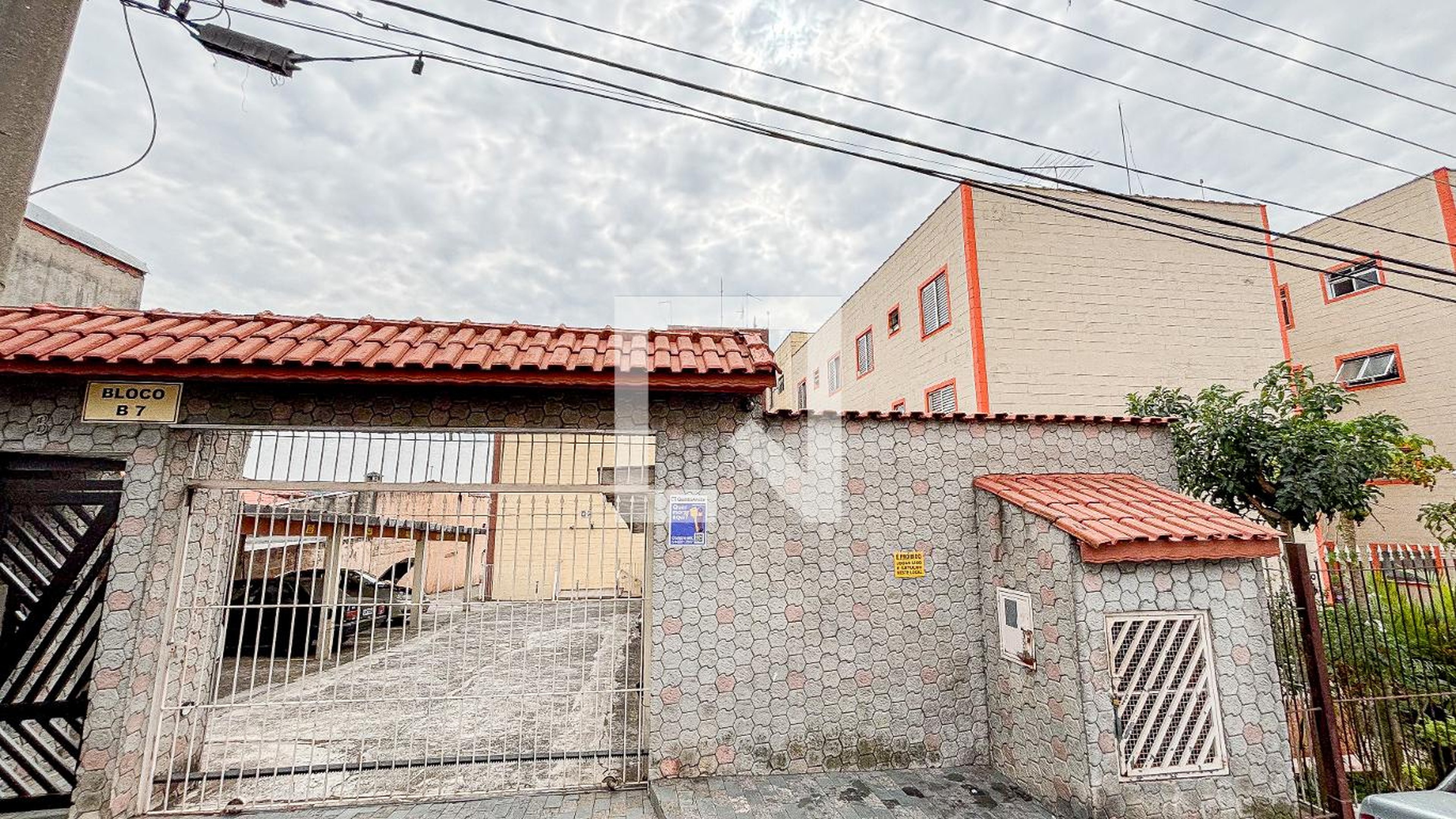 Fachada Condomínio em R. Pagano Sobrinho, 7